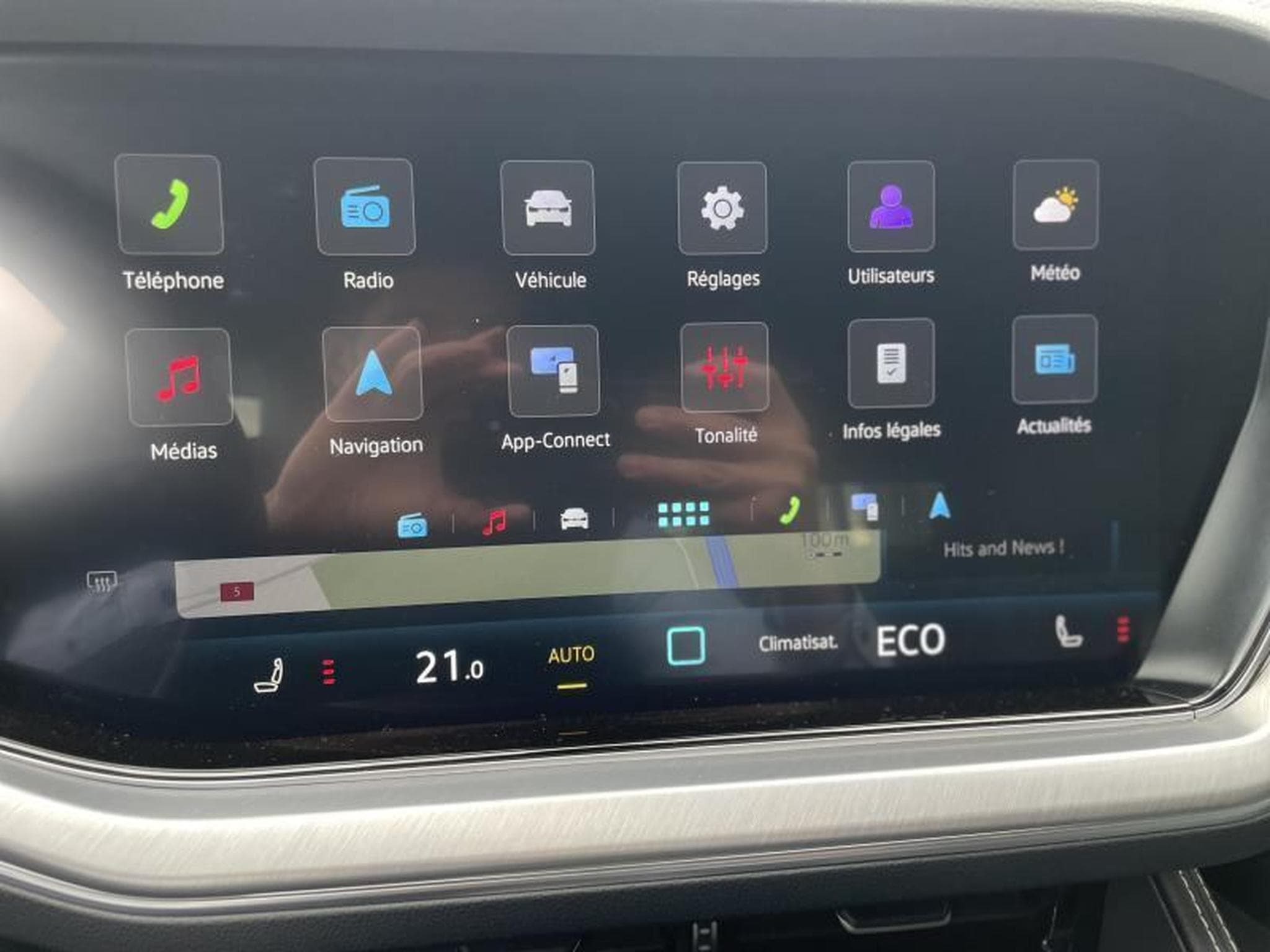 VW Touareg 3.0 TDI 231 4Motion DSG (2024) - Photo 9