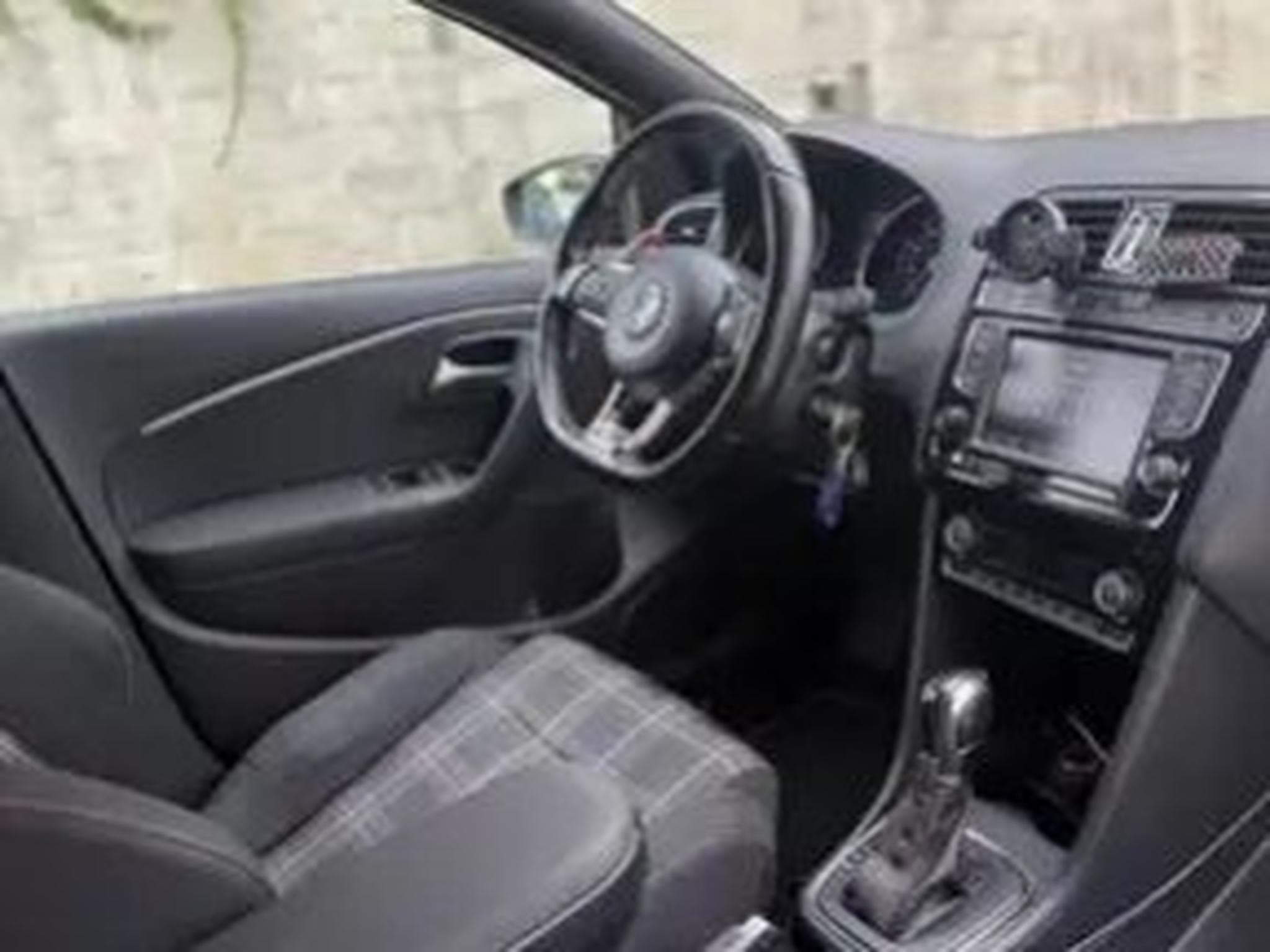 VW GTI (2010) - Foto 1