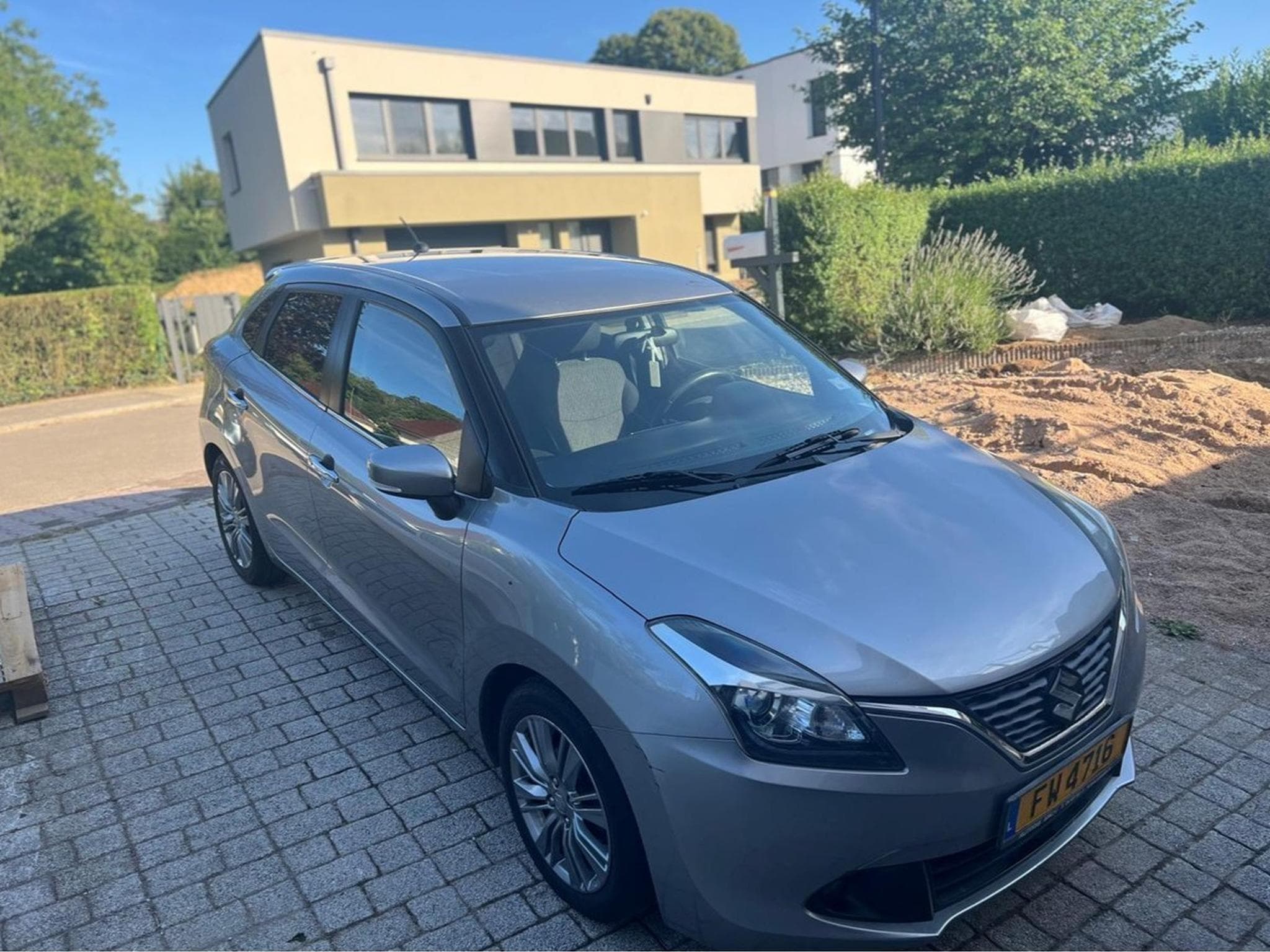 Suzuki Baleno 1.2 Dualjet Hybrid GLX (2016) - Photo 1