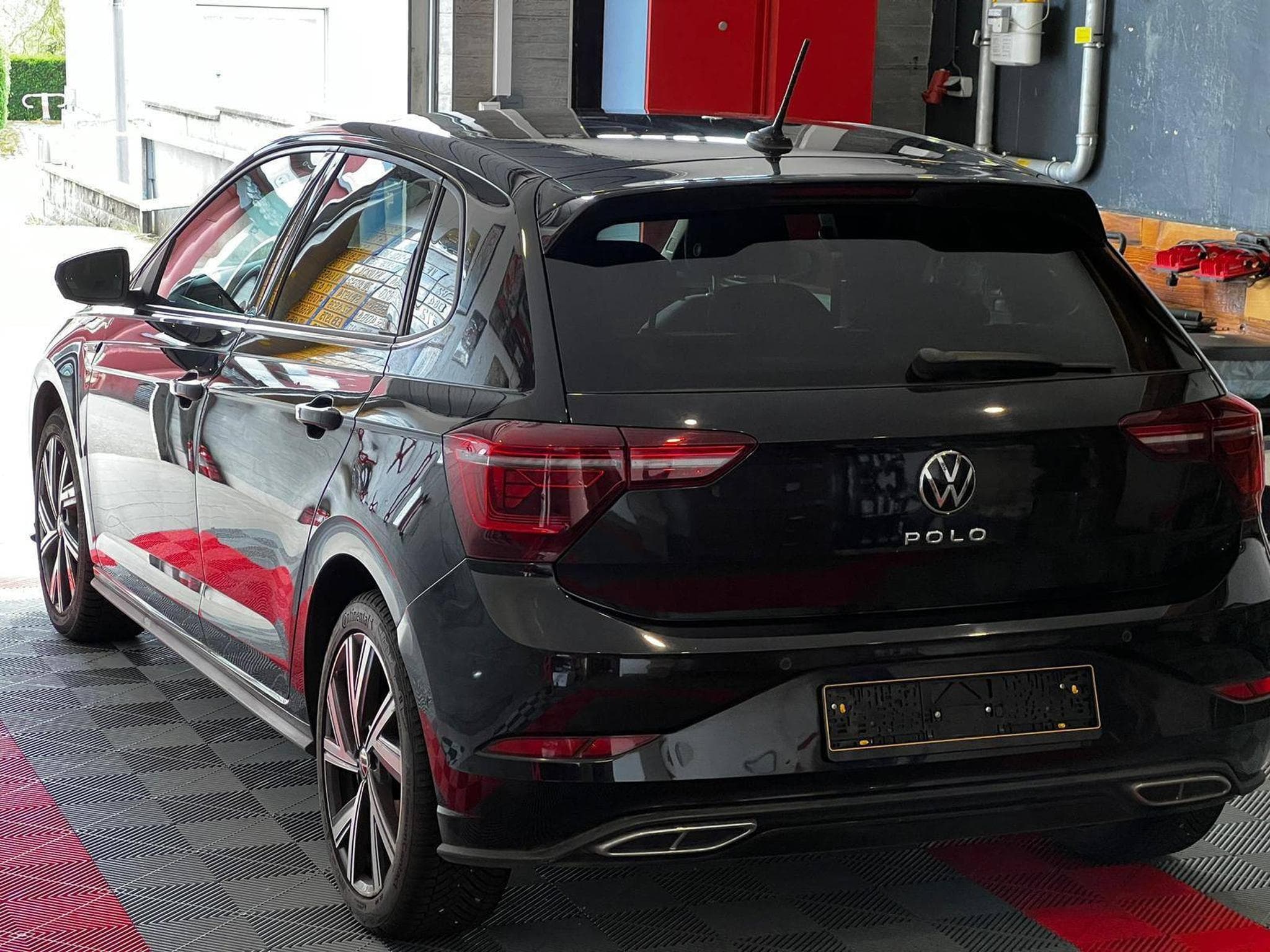 VW Polo 1.0 TSI DSG R-Line Led/Navi/Camera (2021) - Photo 4