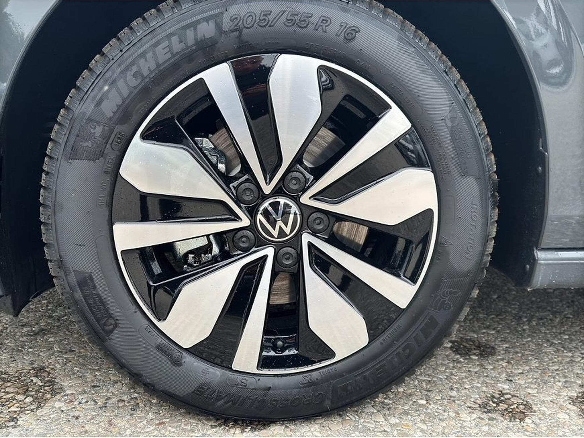 VW Golf (2025) - Photo 23