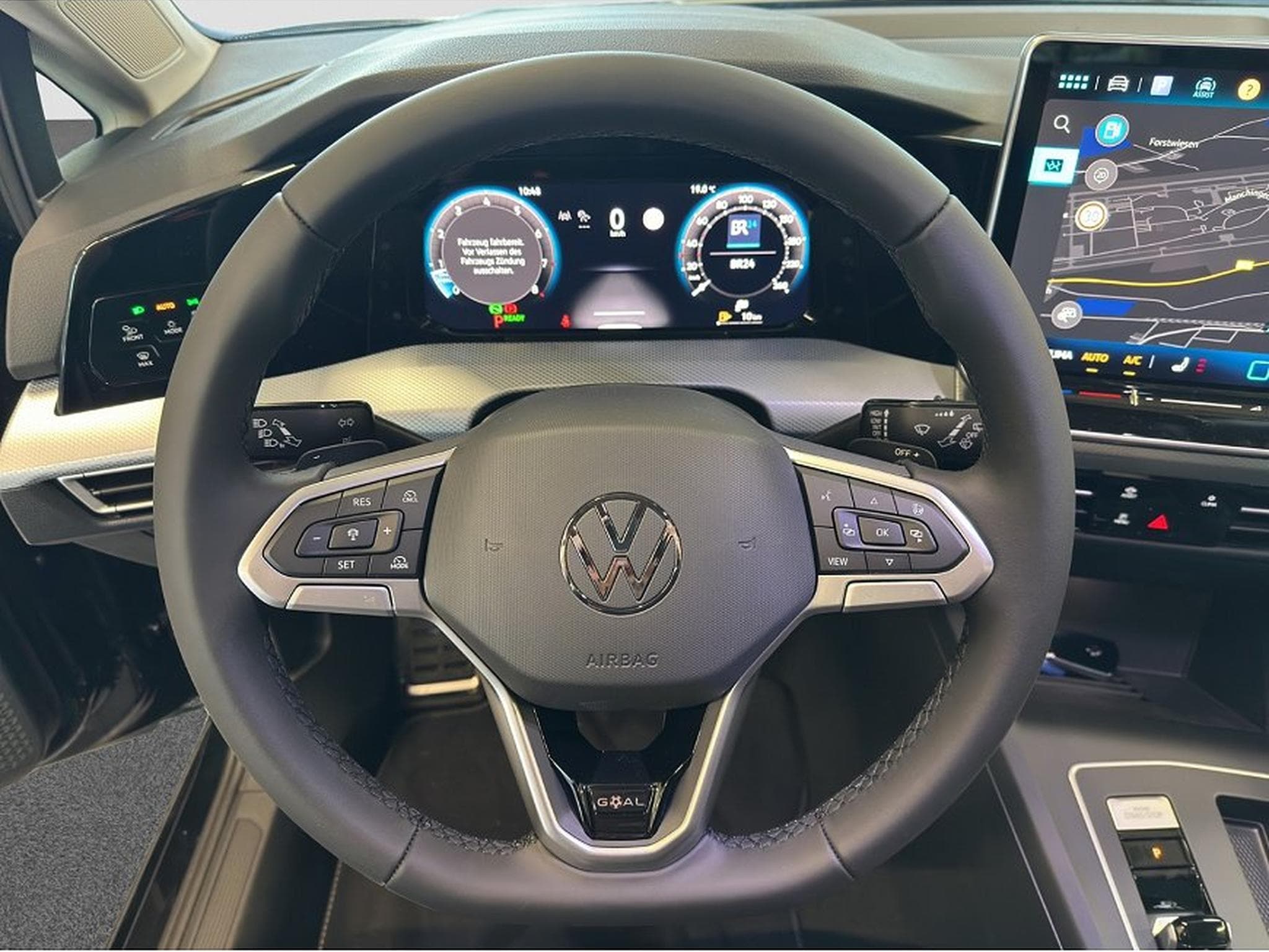 VW Golf (2025) - Photo 10