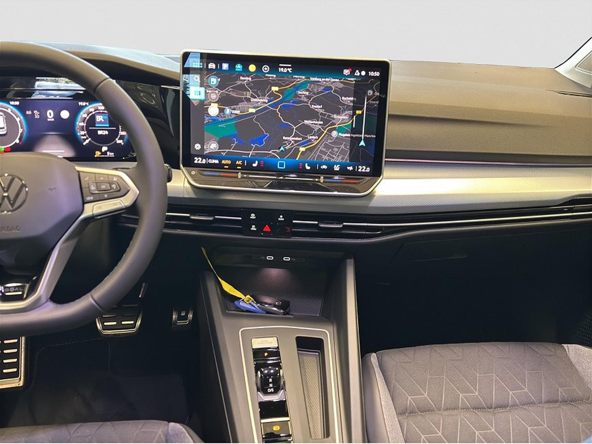 VW Golf (2025) - Photo 14