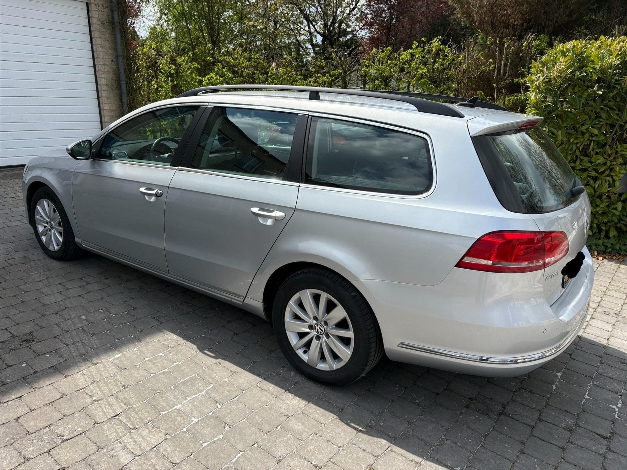 VW Passat (2012) - Photo 1
