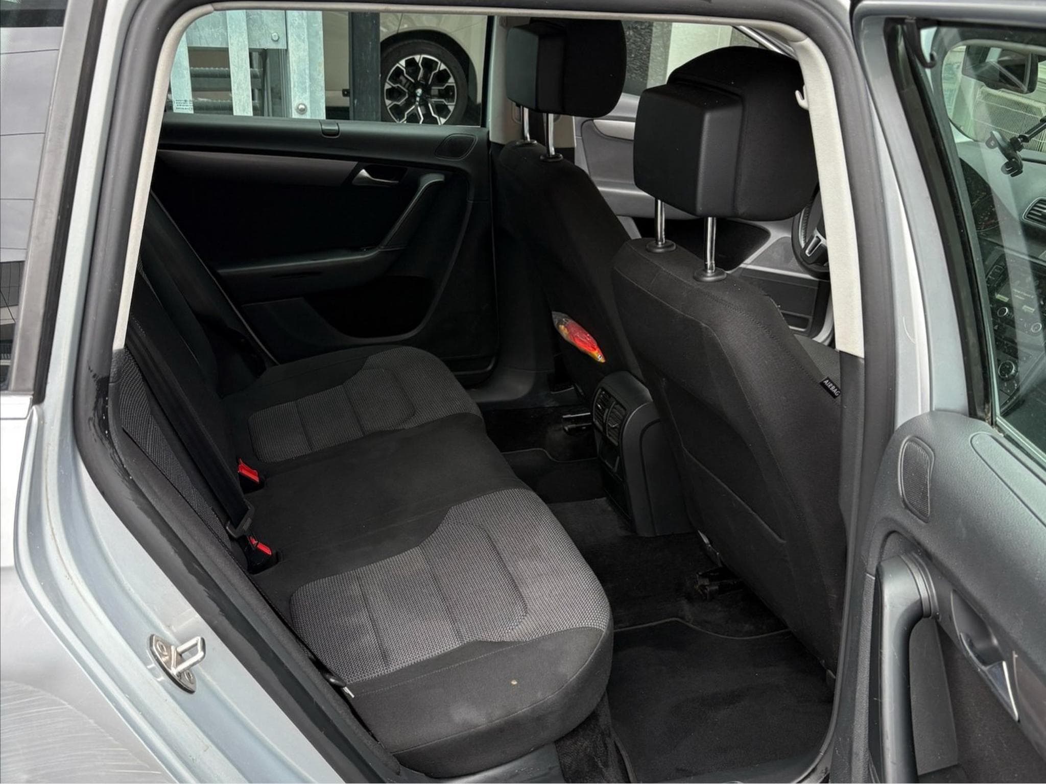 VW Passat (2012) - Photo 6