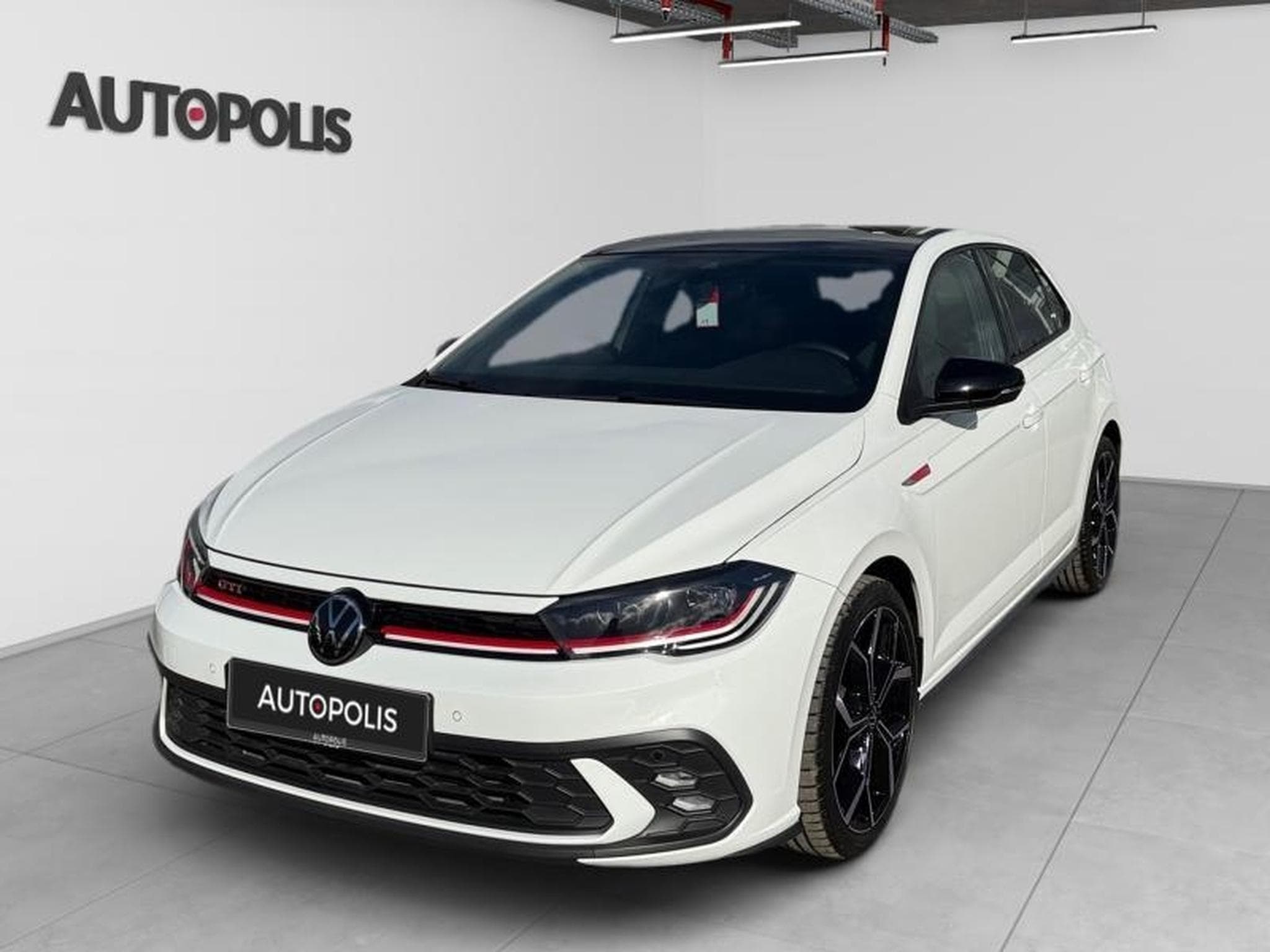 VW Polo 2.0 POLO  GTI 207 PS (2023) - Photo 20