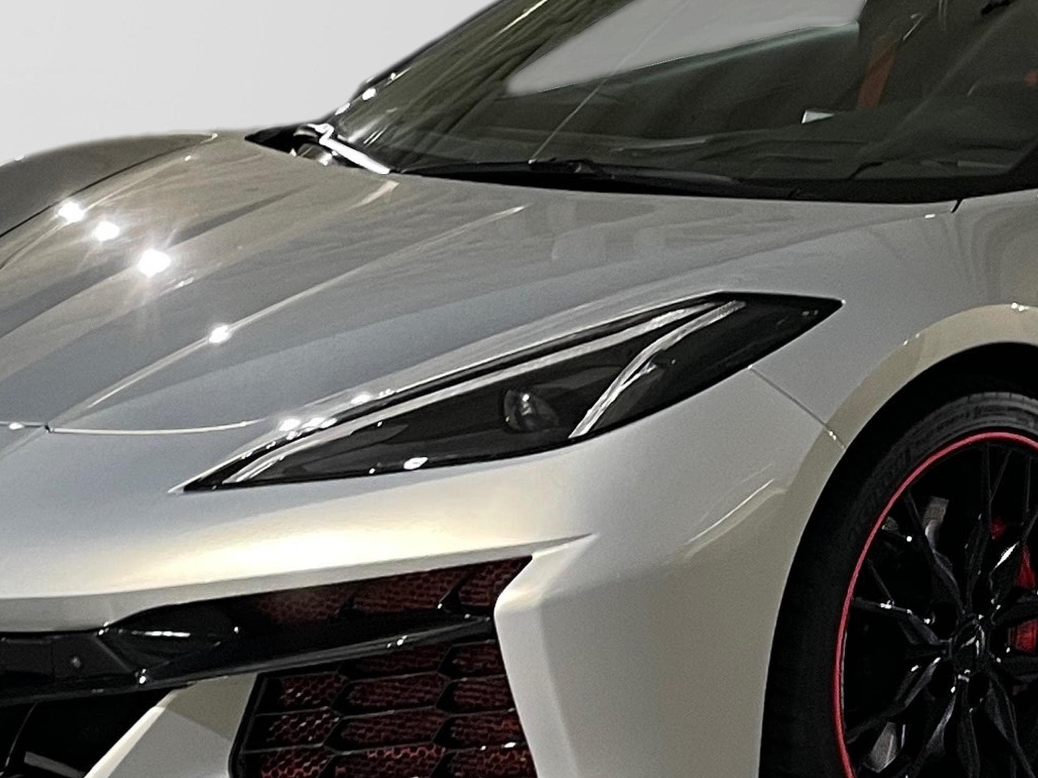 Chevrolet Corvette 6.2 STINGRAY 3LT (2023) - Photo 22