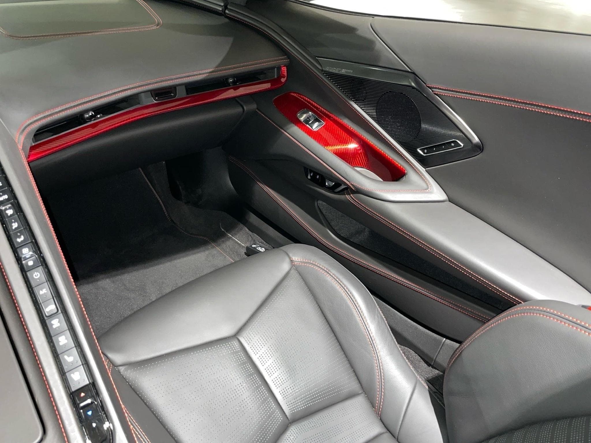 Chevrolet Corvette 6.2 STINGRAY 3LT (2023) - Photo 9