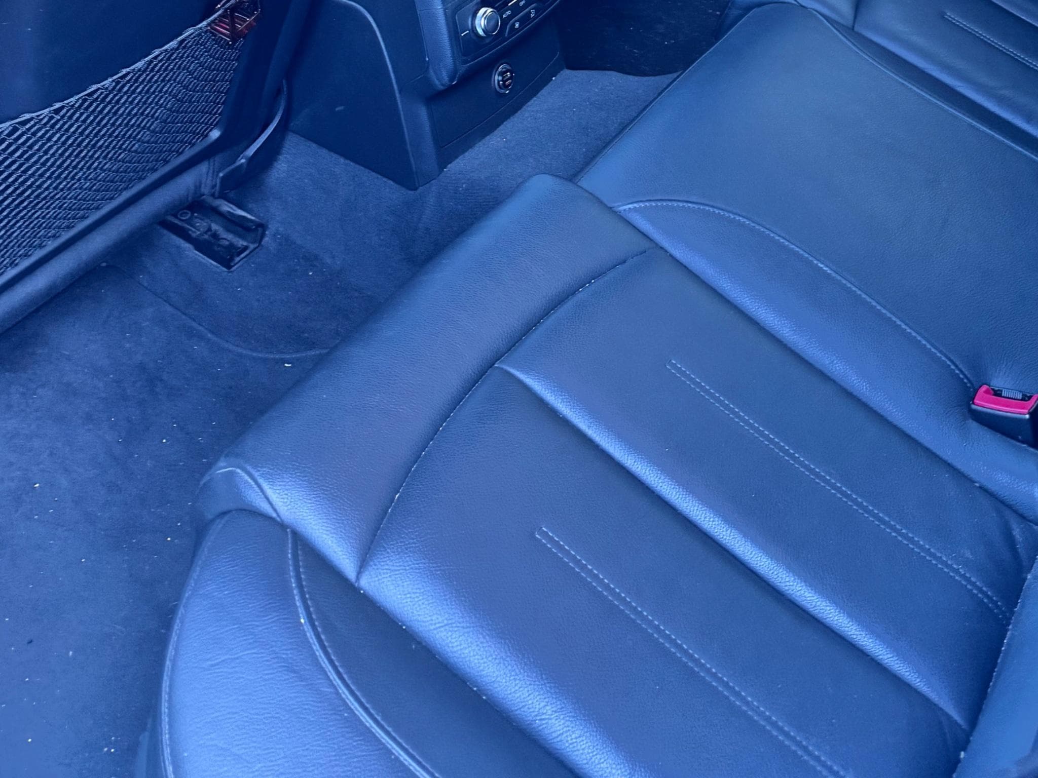 Audi A6 Avant (2018) - Photo 1