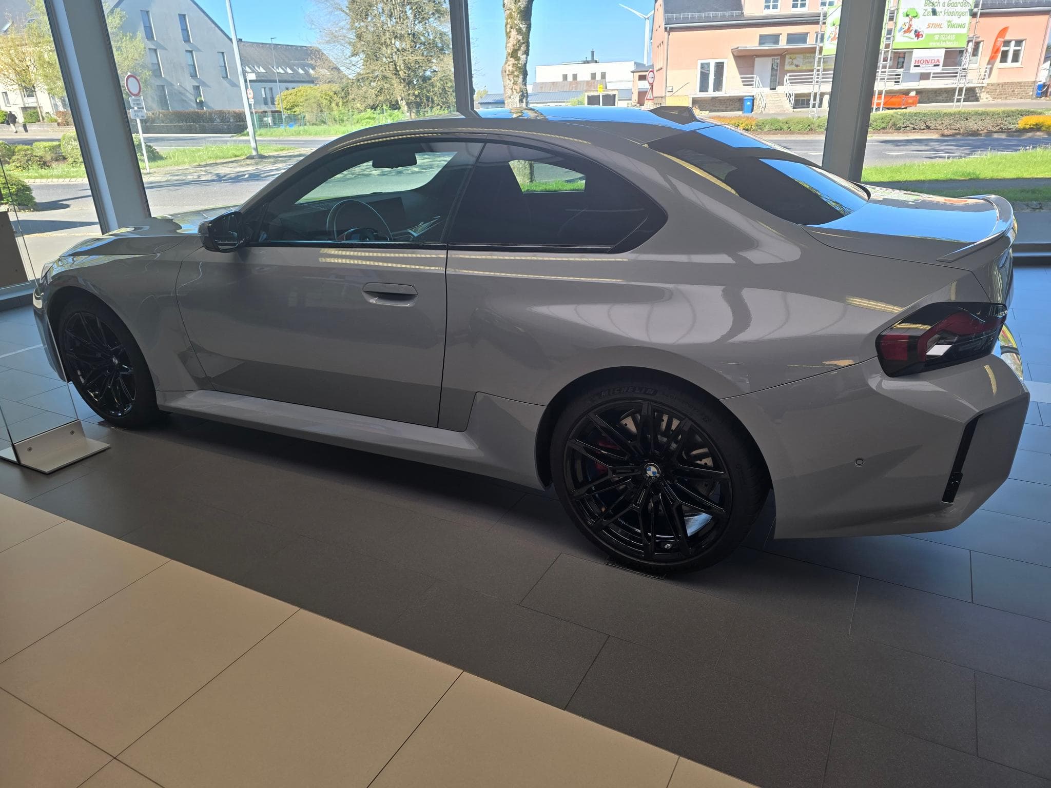 BMW M2 (2023) - Photo 3