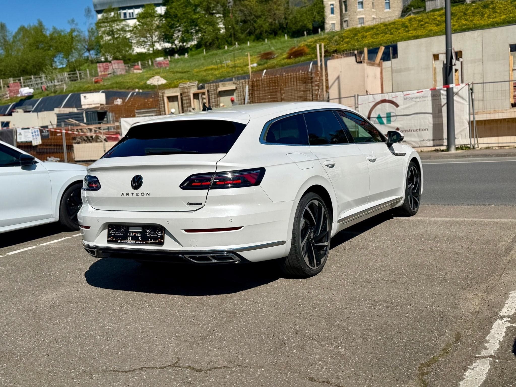 VW Arteon SB 2.0 TDI 200 4Motion R-Line PANO/CAM/MATRIX (2023) - Foto 6