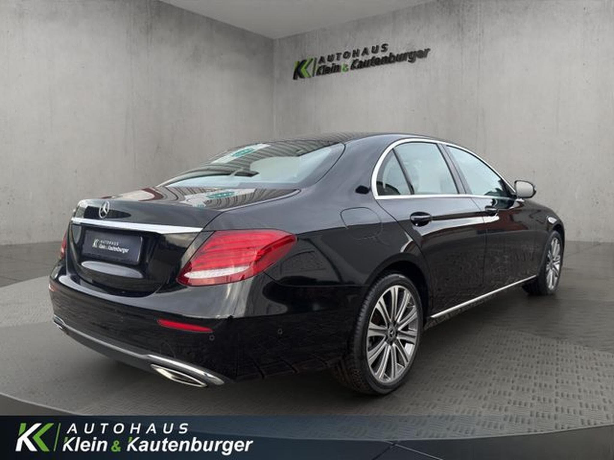 Mercedes E 200 E 200 Avantgarde+LED+SCHIEBEDACH+VOLL-SCHECKHEFT (2017) - Photo 5