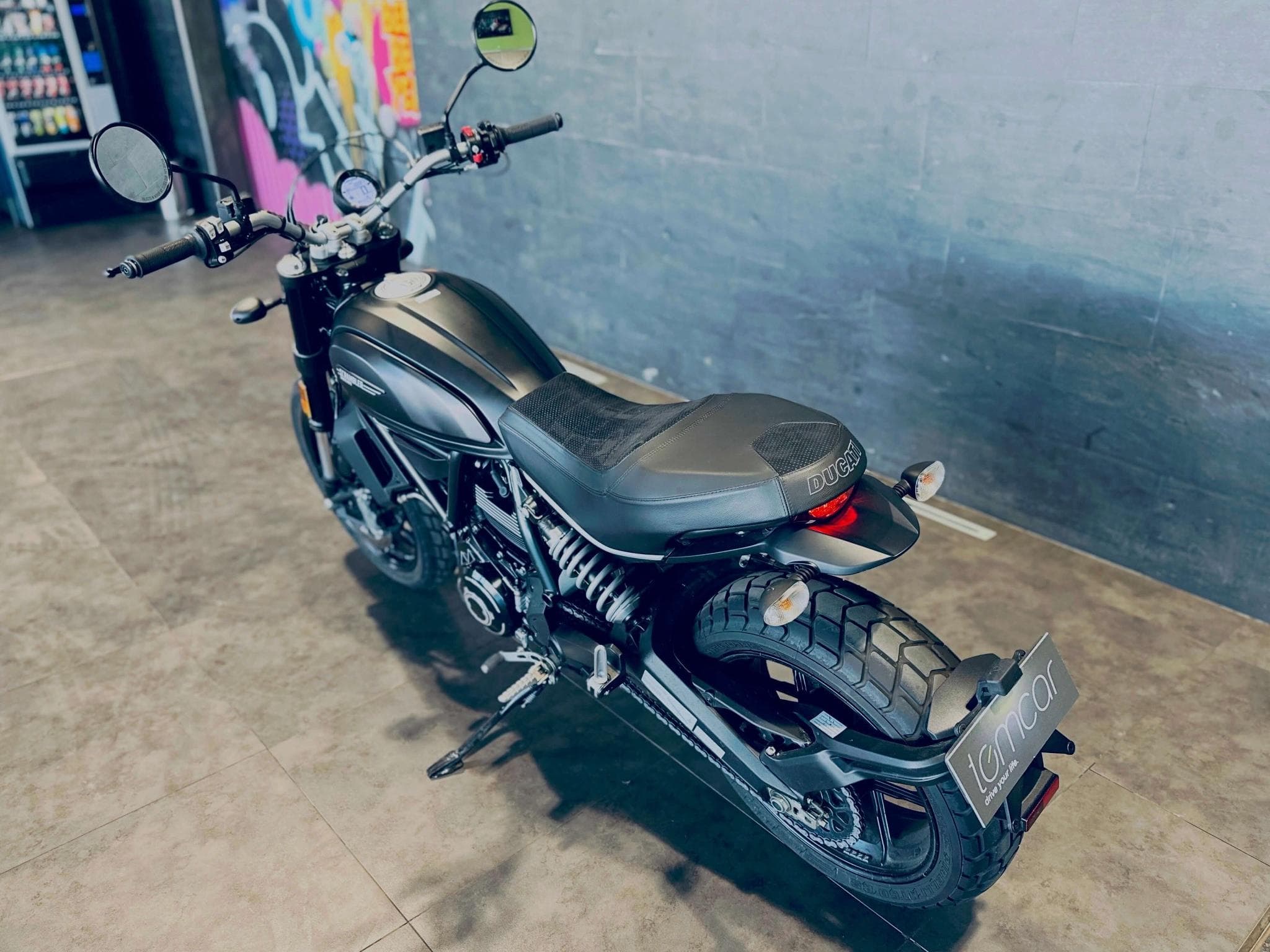 Ducati Scrambler SCRAMBLER ICON DARK (2022) - Foto 4