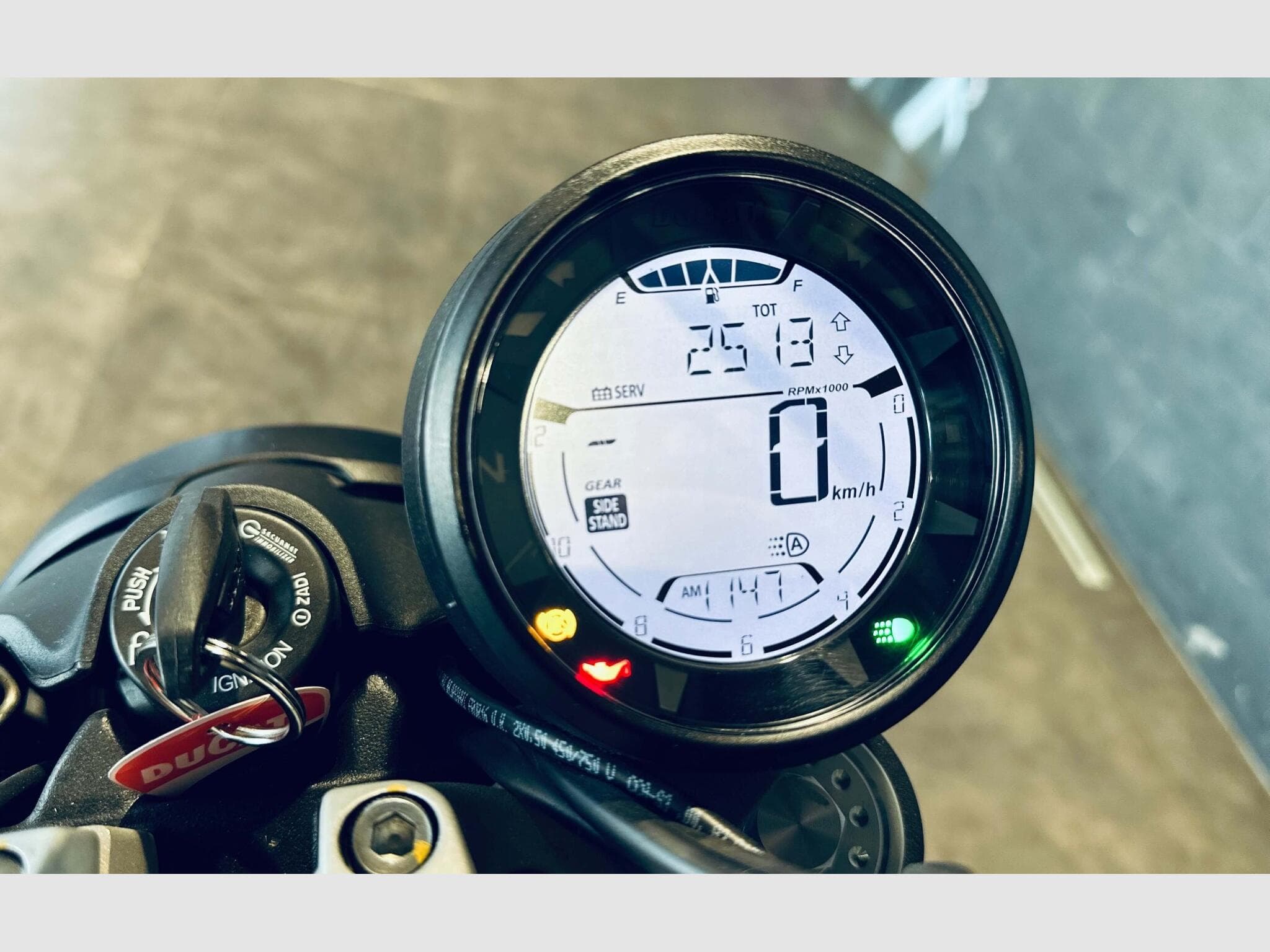 Ducati Scrambler SCRAMBLER ICON DARK (2022) - Foto 8