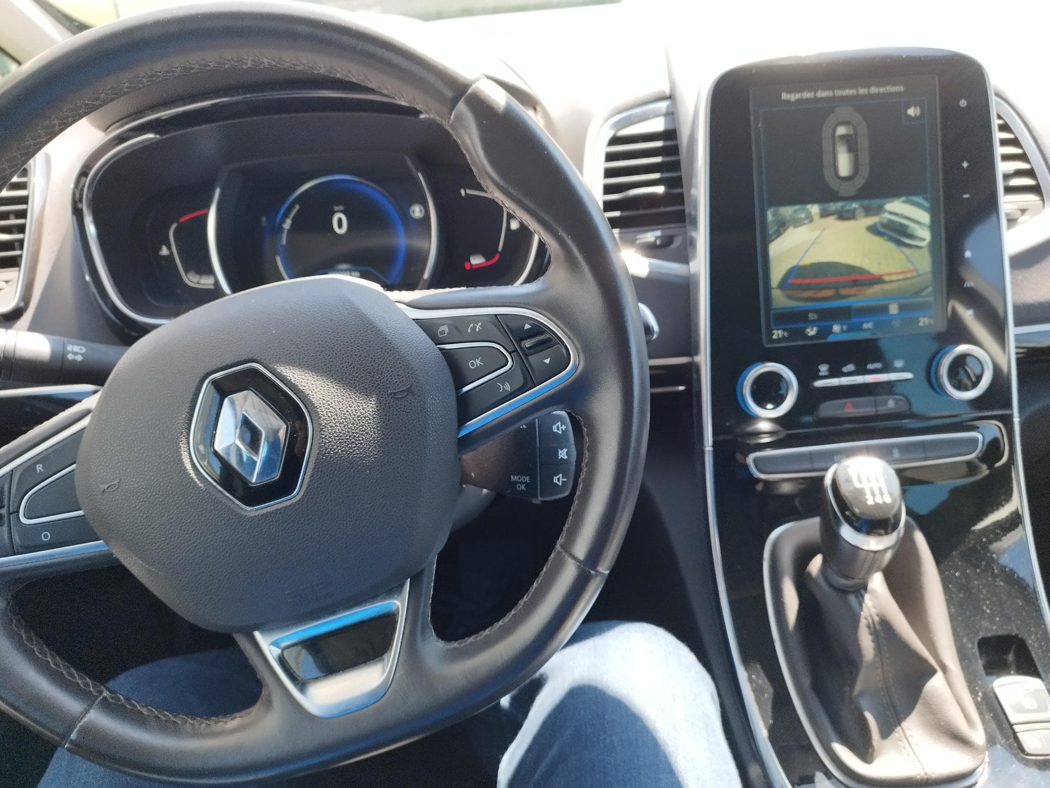 Renault Espace 1.6 dci 130 intens 7 sieges (2015) - Foto 11