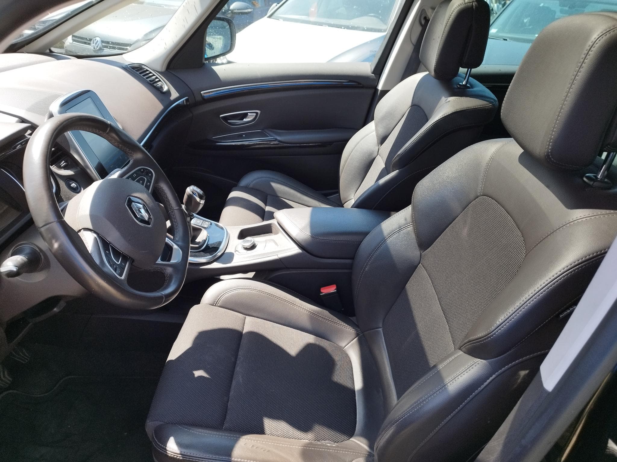 Renault Espace 1.6 dci 130 intens 7 sieges (2015) - Foto 8