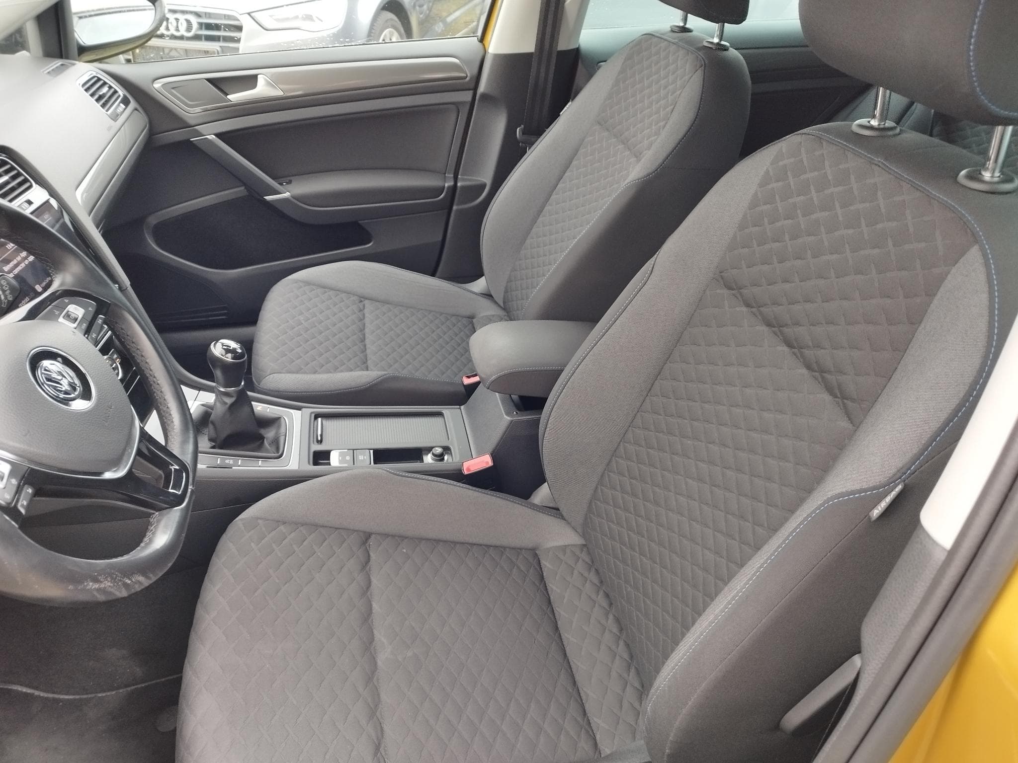 VW Golf 1.5 TSI 150 SOUND BV6 (2019) - Photo 12