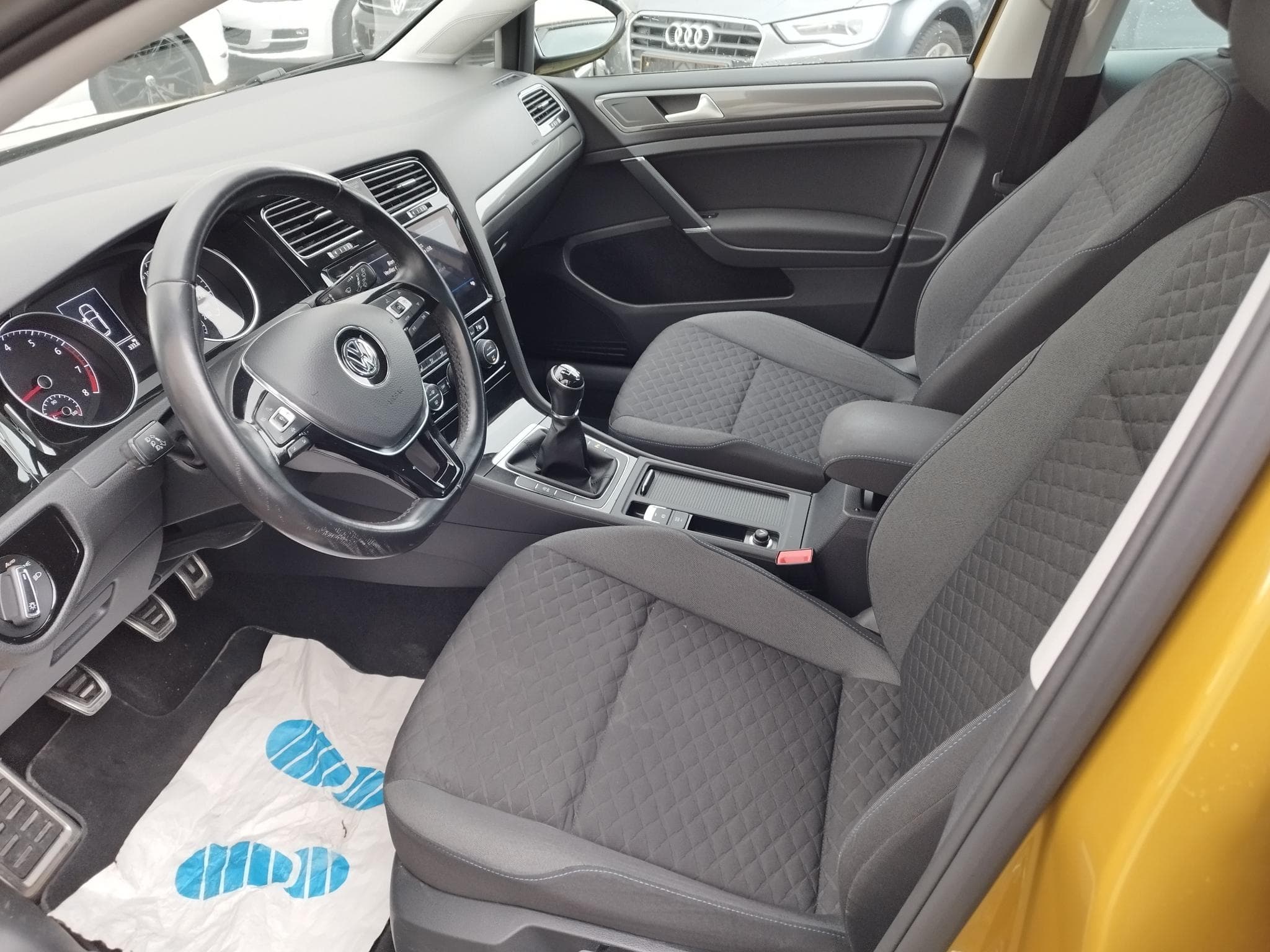 VW Golf 1.5 TSI 150 SOUND BV6 (2019) - Photo 11
