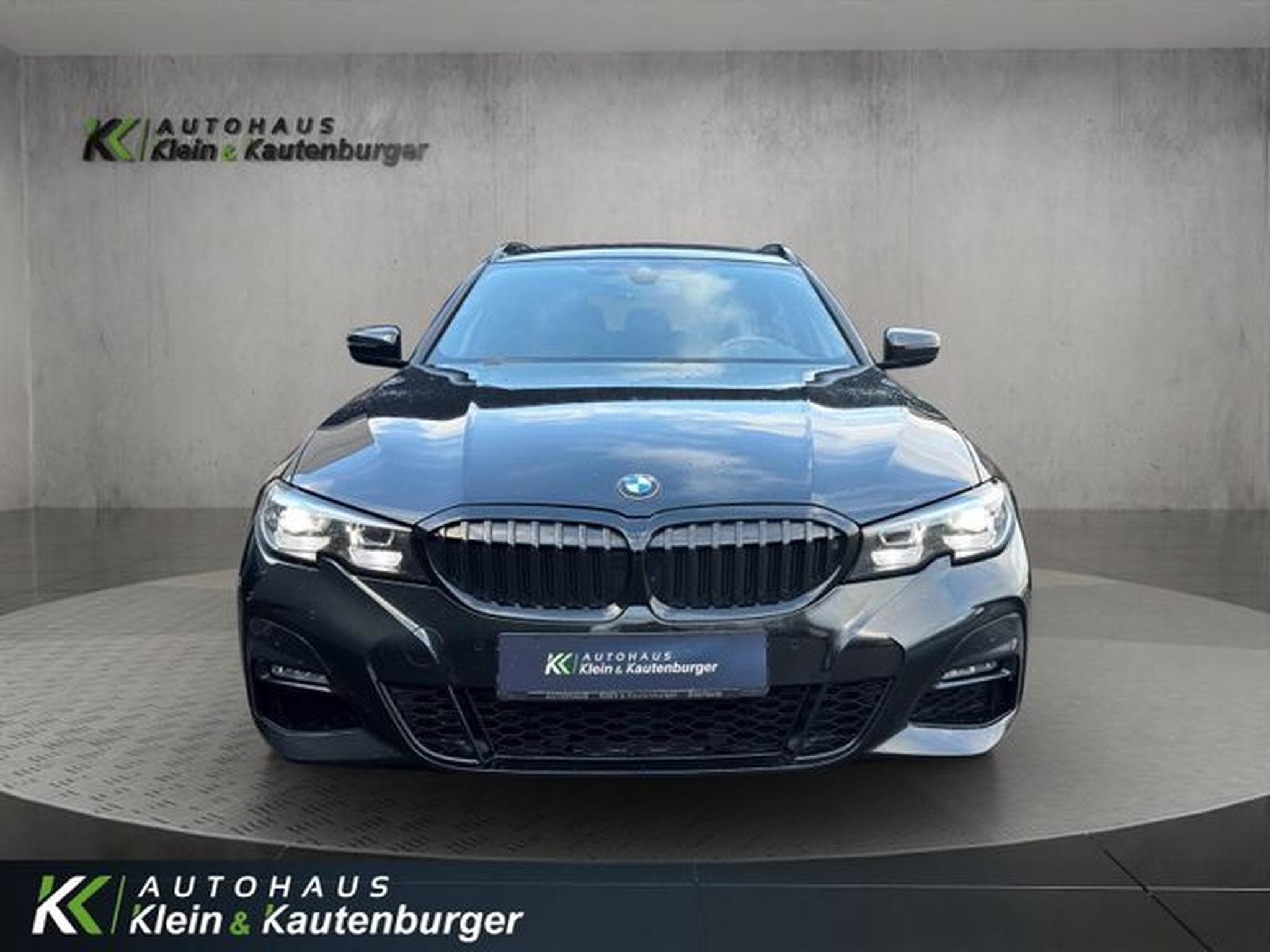 BMW 330 330 i xDrive M Sport +PANO+AHK+SHADOW+KAMERA+ (2021) - Photo 2