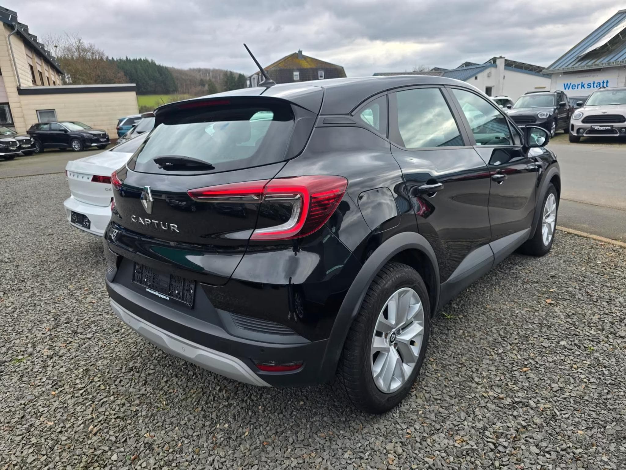 Renault Captur II TCE Evolution (2023) - Photo 2