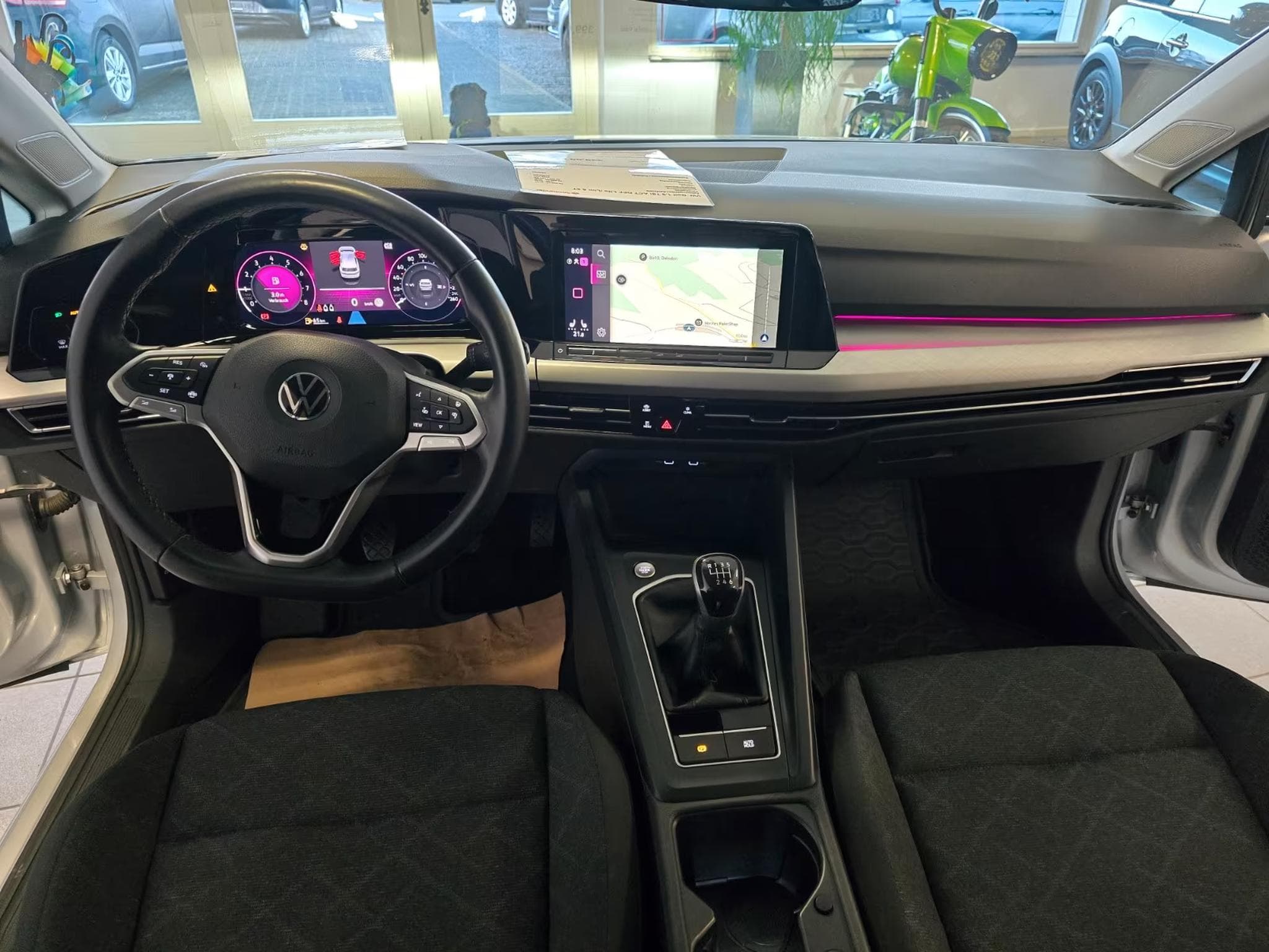 VW Golf VIII 1.5 TSI Life (2020) - Photo 5