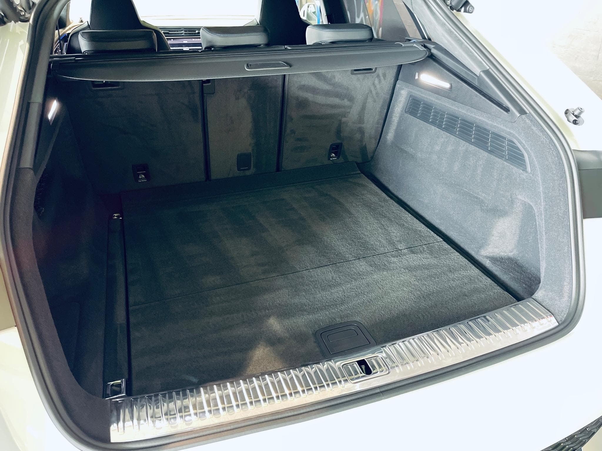 Audi RSQ8 RS Q8 PERFORMANCE QUATTRO TIPTRONIC (2024) - Photo 14