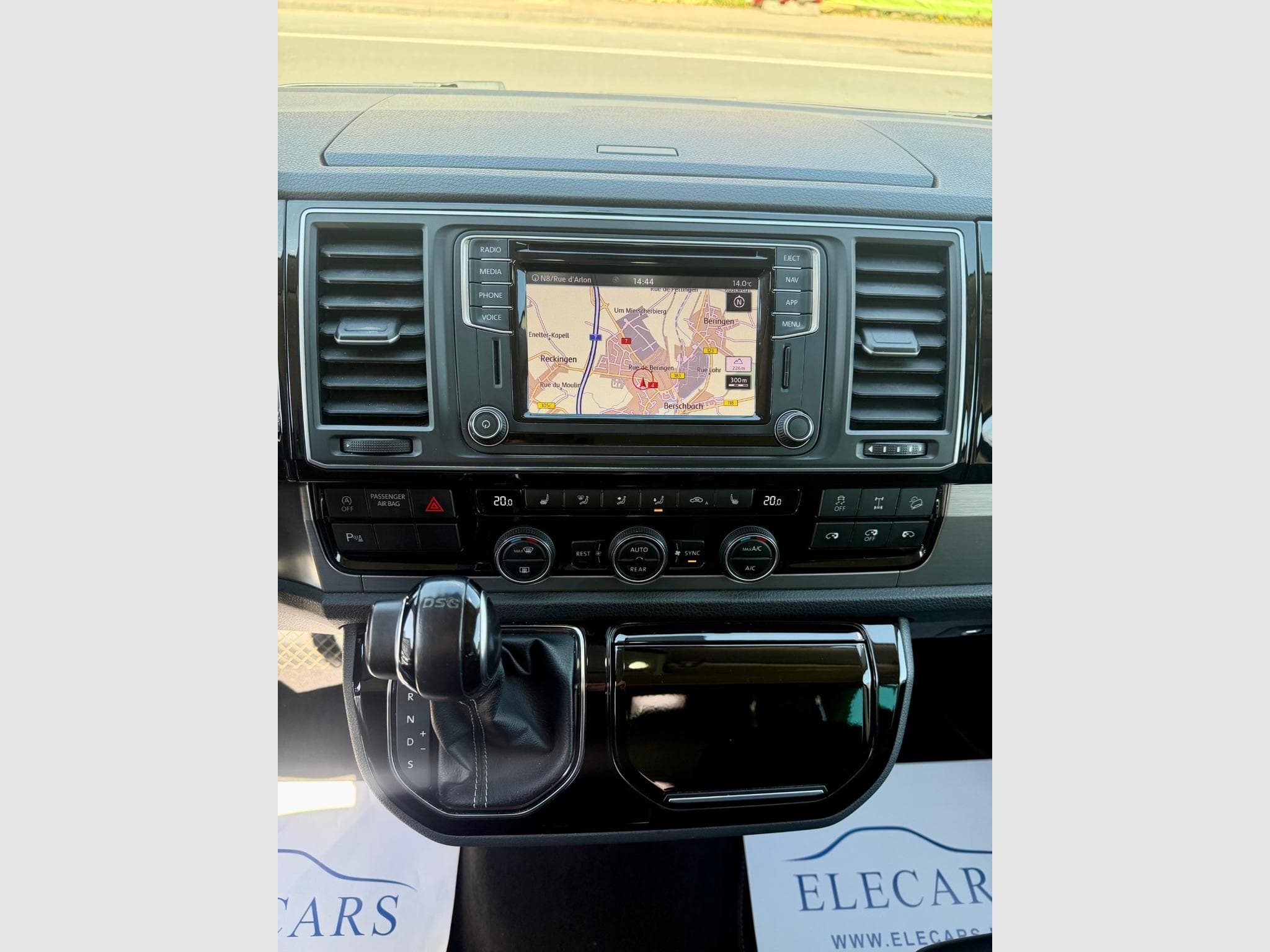 VW Multivan T6 2.0 TDI 199 DSG 4Motion 7pl. Generation Six (2018) - Photo 7