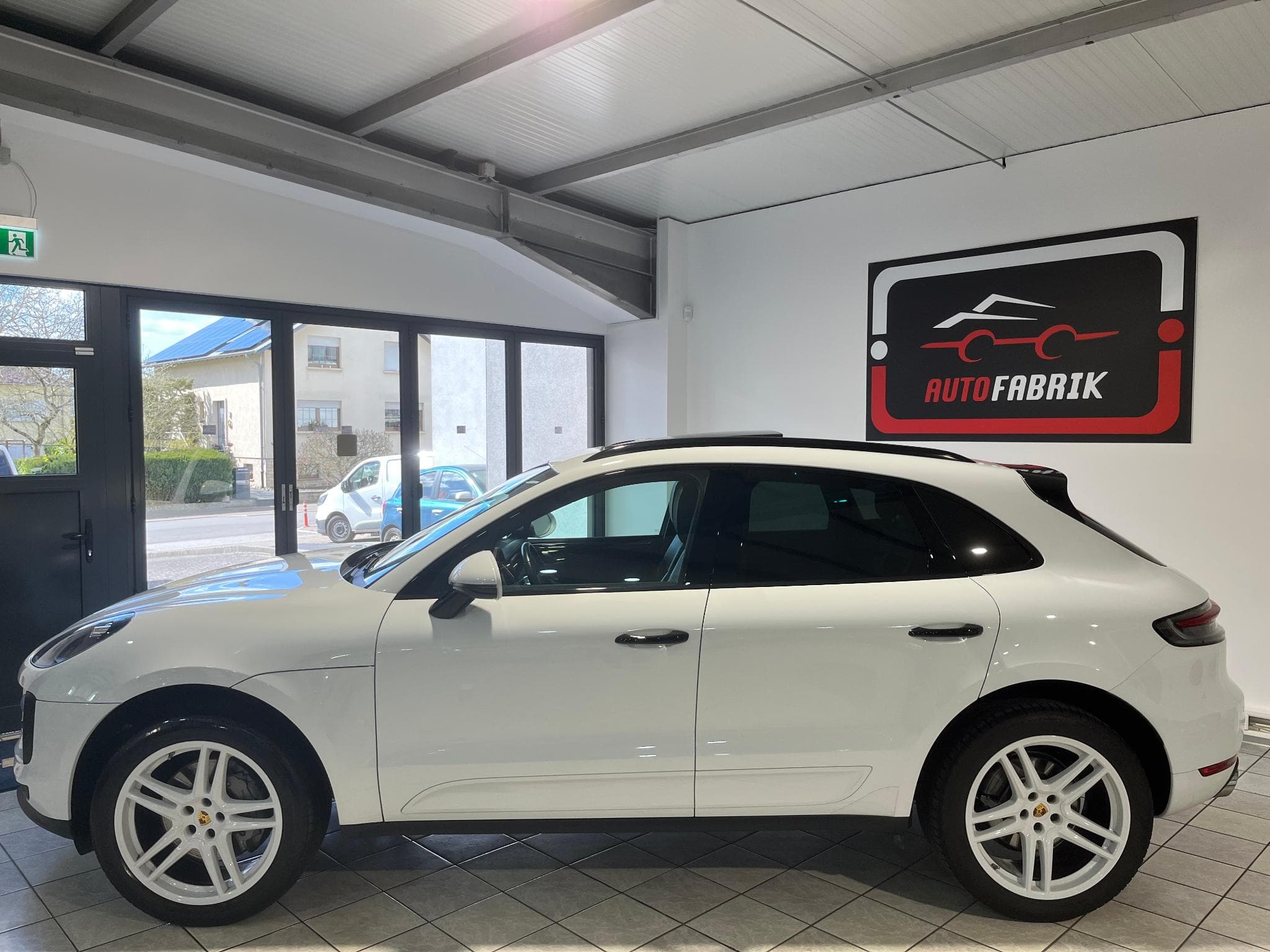 Porsche Macan Macan S PDK Toit Pano Bose (2020) - Photo 2