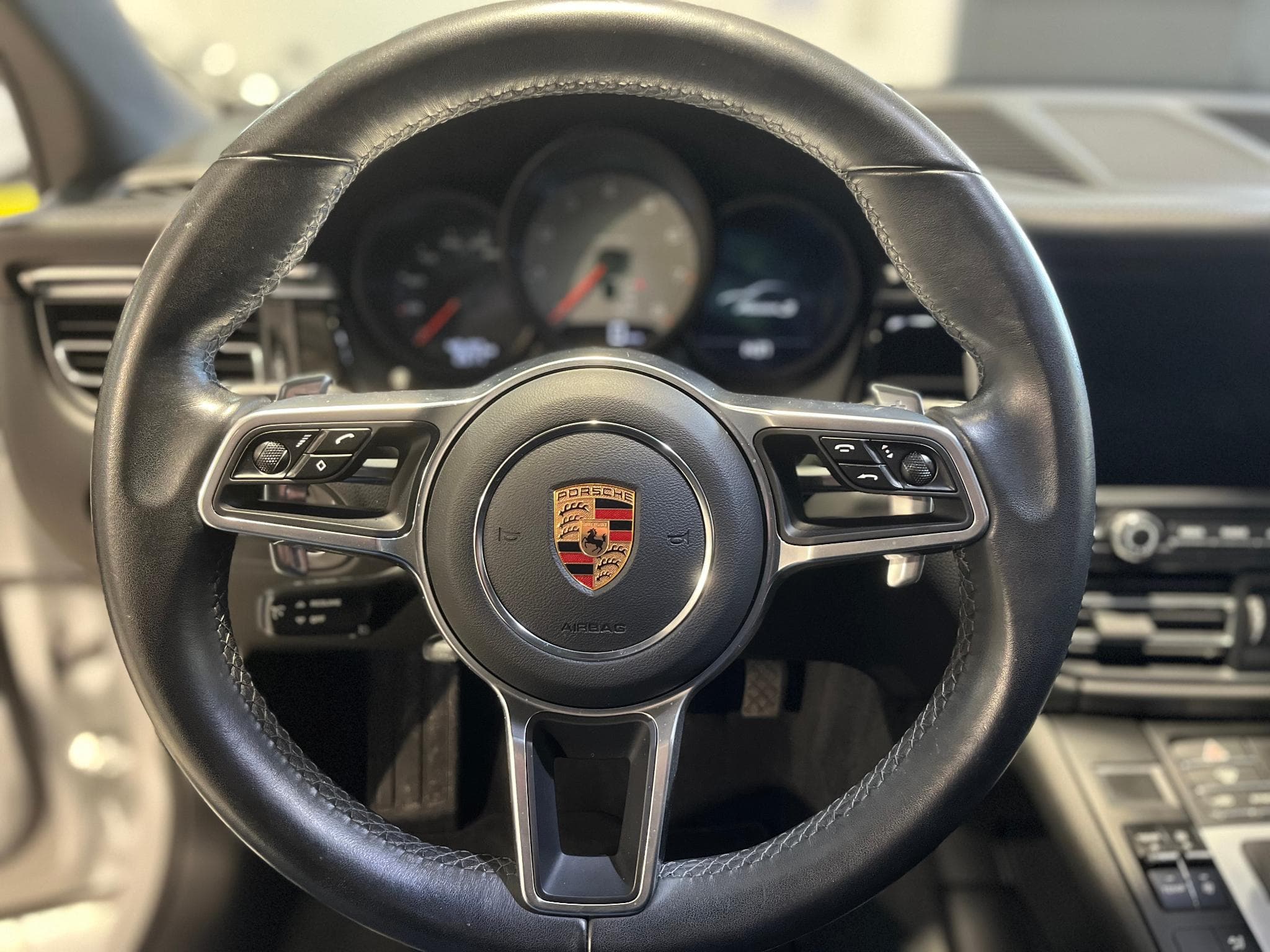 Porsche Macan Macan S PDK Toit Pano Bose (2020) - Photo 14