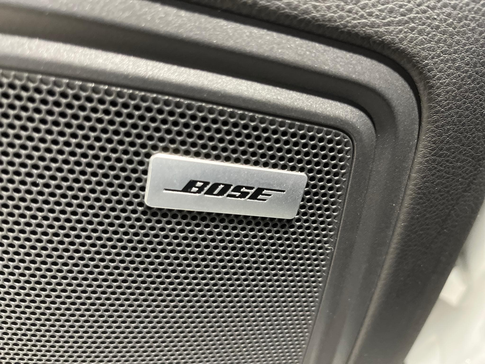 Porsche Macan Macan S PDK Toit Pano Bose (2020) - Photo 21