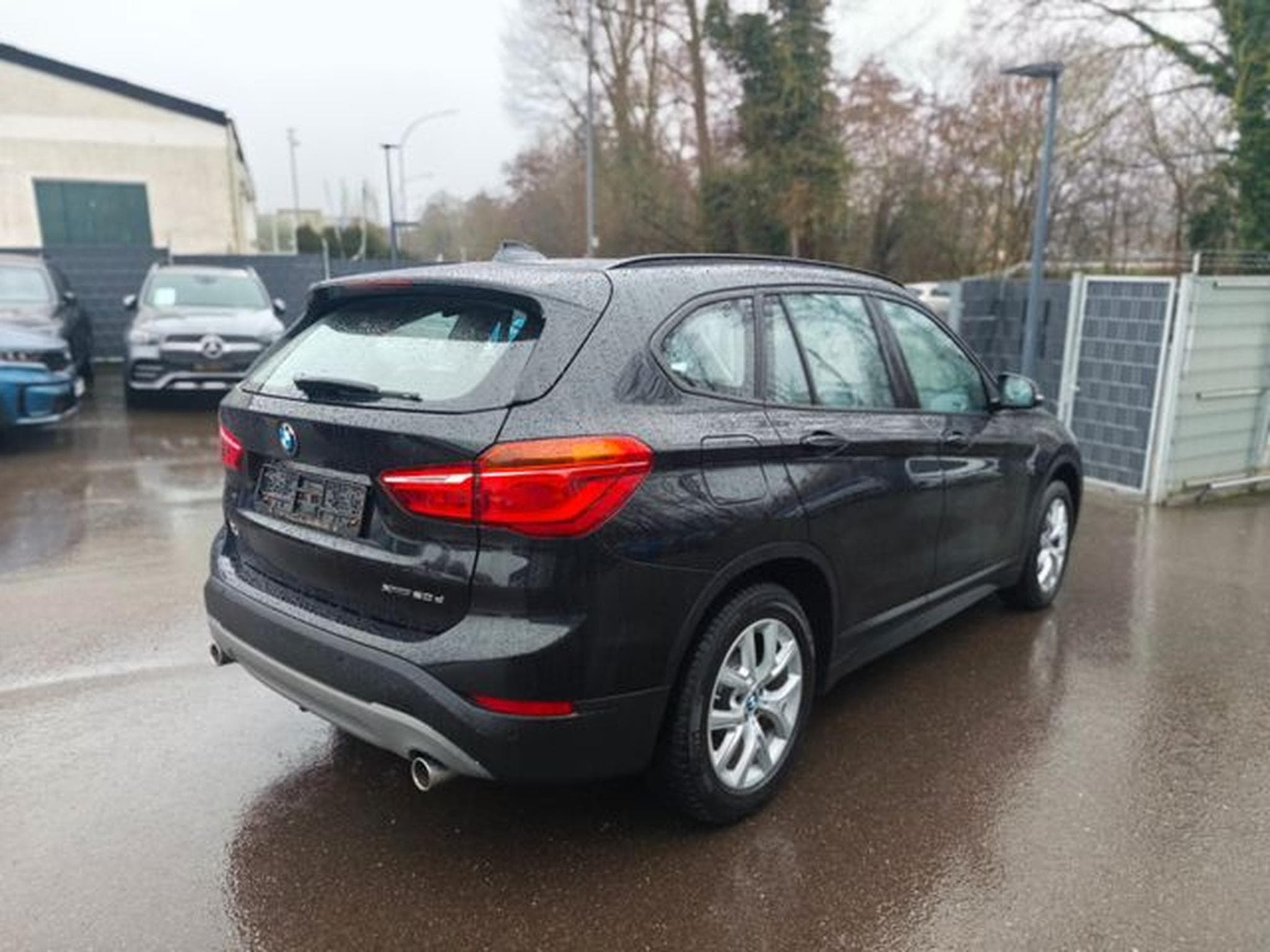 BMW X1 X1 xDRIVE*2.0D*AUT*ADVANTAGE*LED*AHK*NAVI*ASSIST (2019) - Foto 6