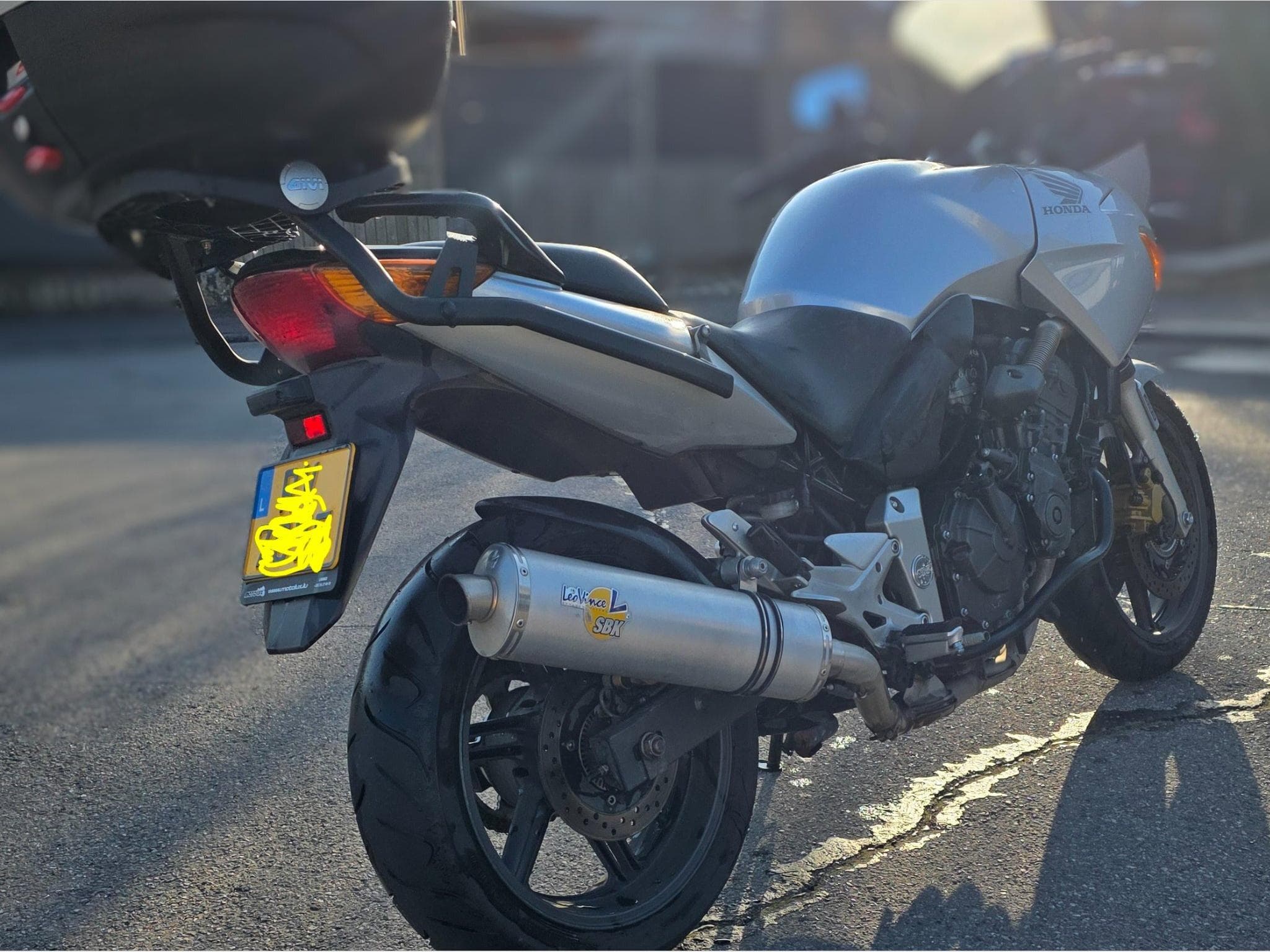 Honda CBF 6oo SA (2004) - Photo 2