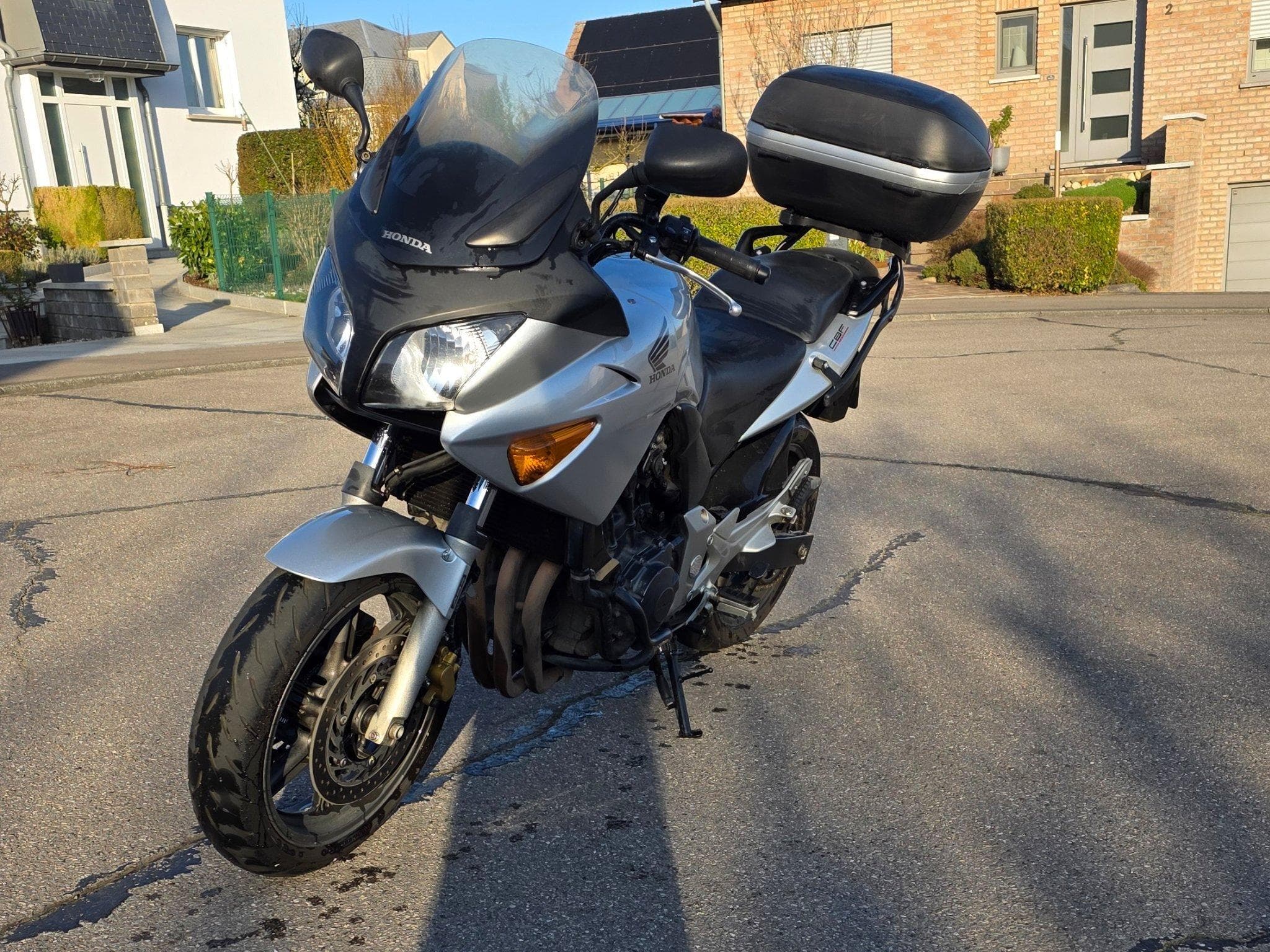 Honda CBF 6oo SA (2004) - Photo 3