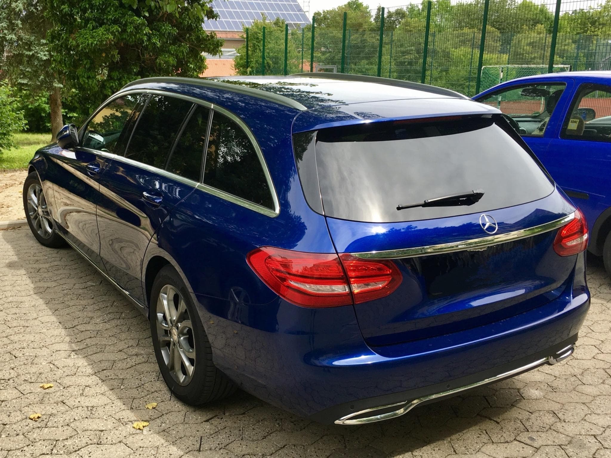 Mercedes C 220 (2015) - Photo 2