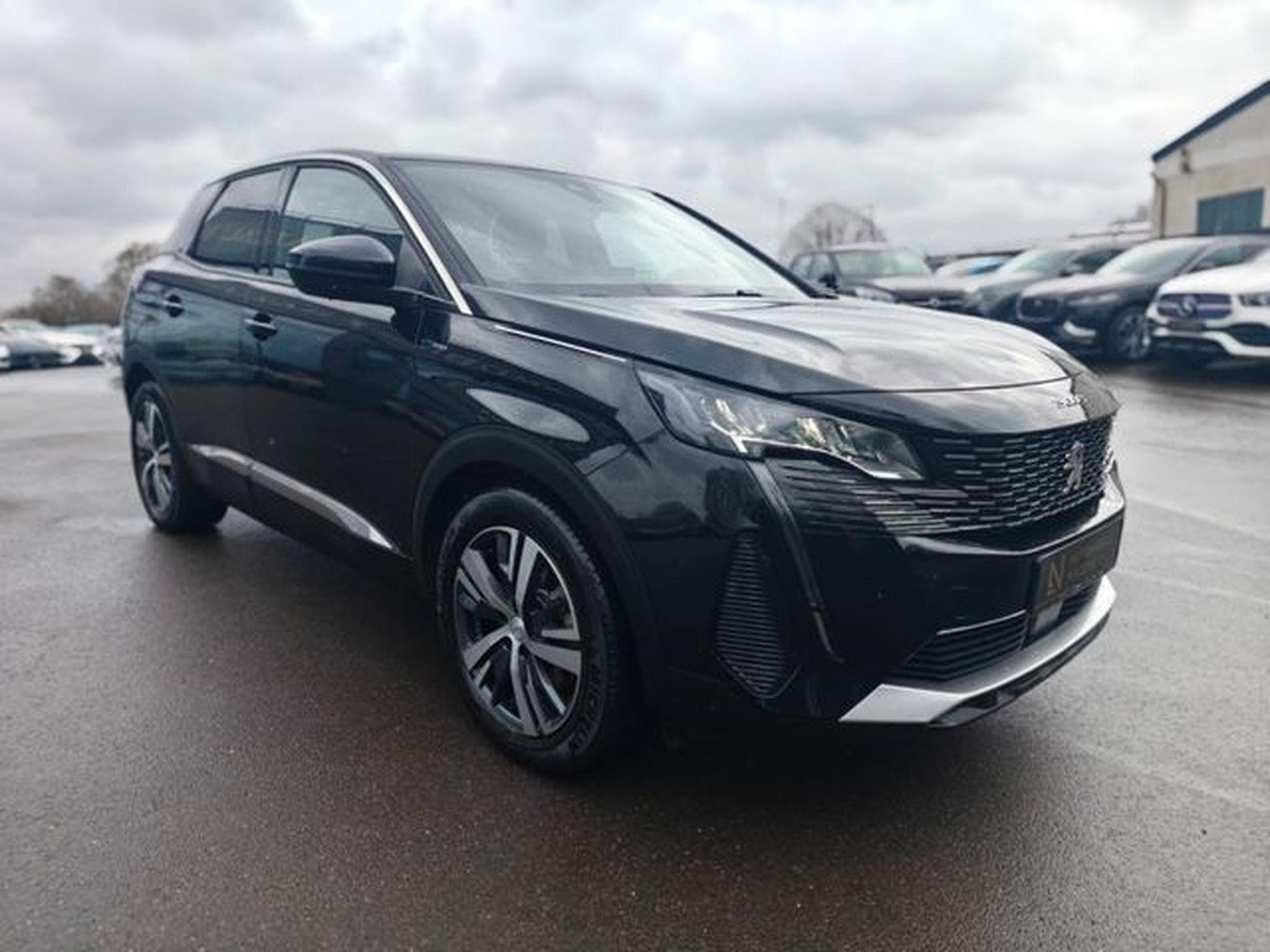 Peugeot 3008 3008 HYBRID 225 PLUG IN HYBRID*ALLURE*1.HD*LED* (2023) - Photo 4