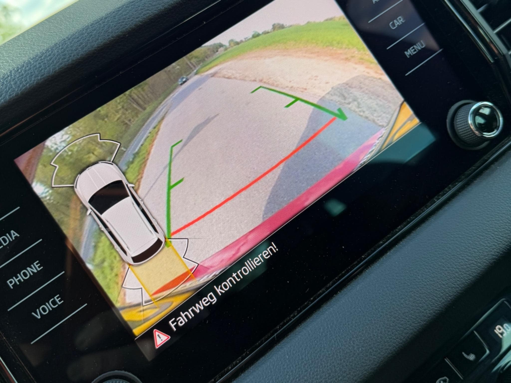 Skoda Karoq Sportline 4x4 DSG (2021) - Photo 6