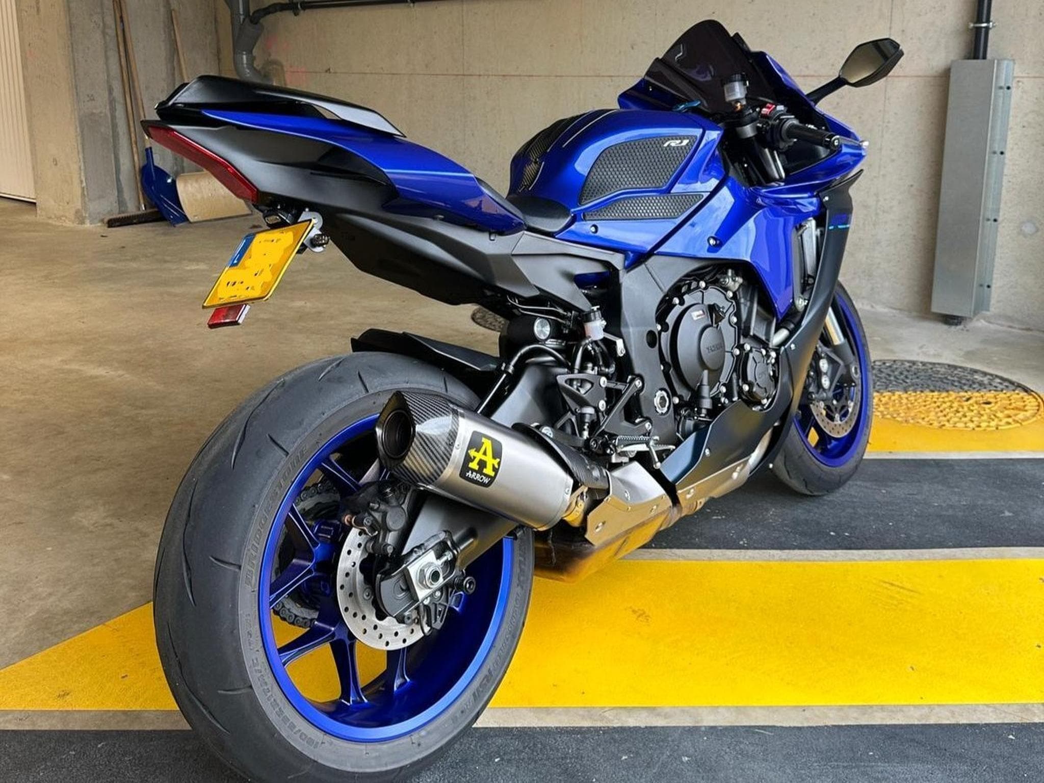 Yamaha R1 YZF-R1 (2024) - Foto 2