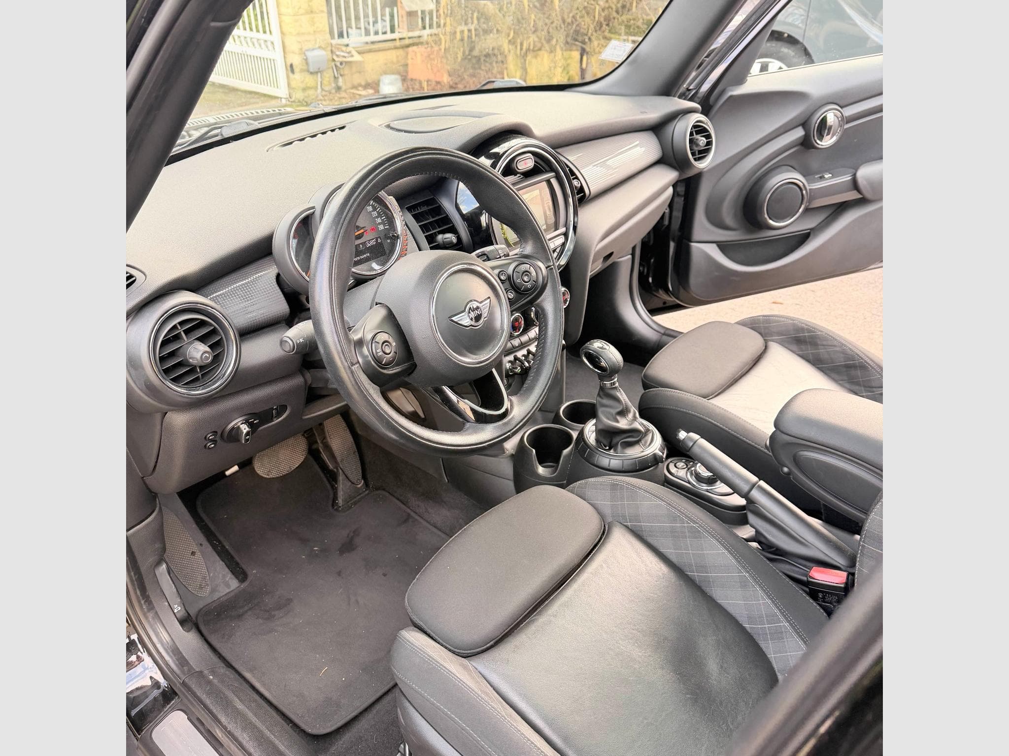 Mini Cooper Mini Cooper 5P 116 Diesel (2017) - Photo 12