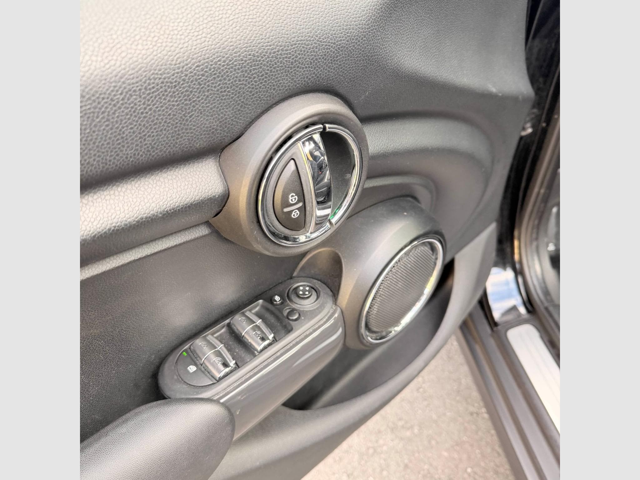 Mini Cooper Mini Cooper 5P 116 Diesel (2017) - Photo 13