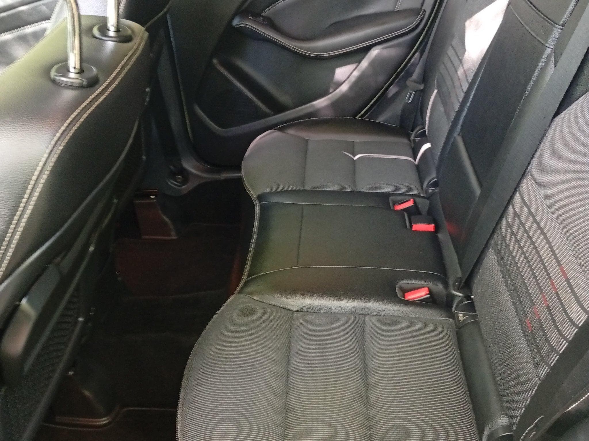 Mercedes B 220 4matic (2018) - Photo 15