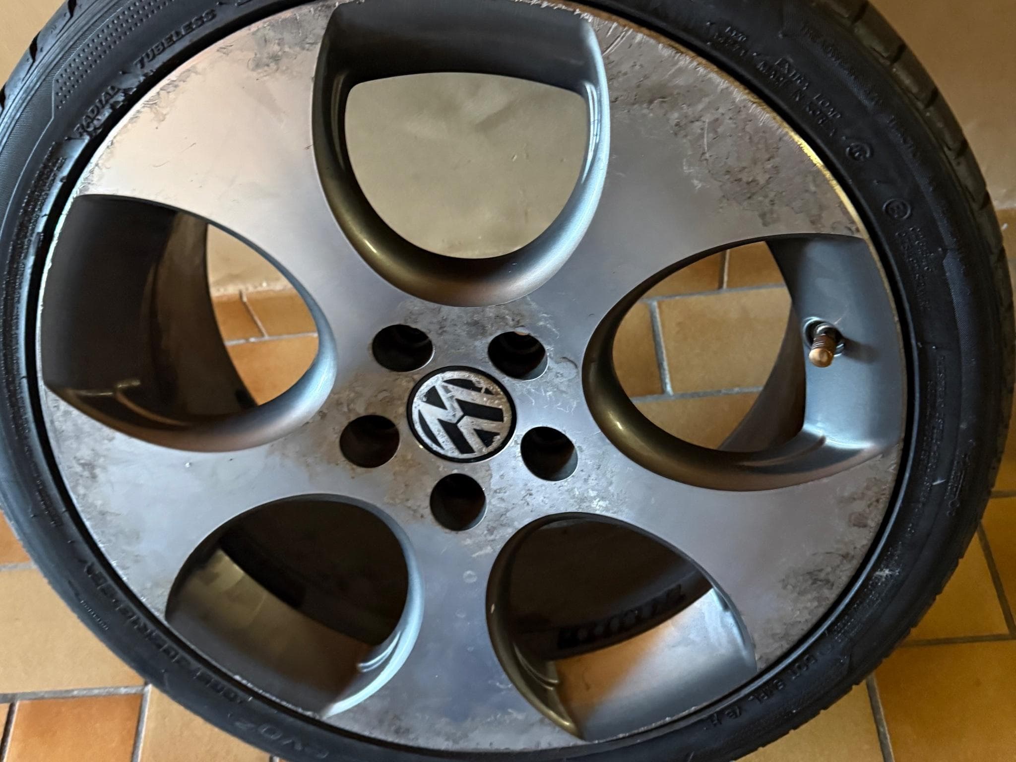 jantes_pneus Alu – 18 - Photo 1