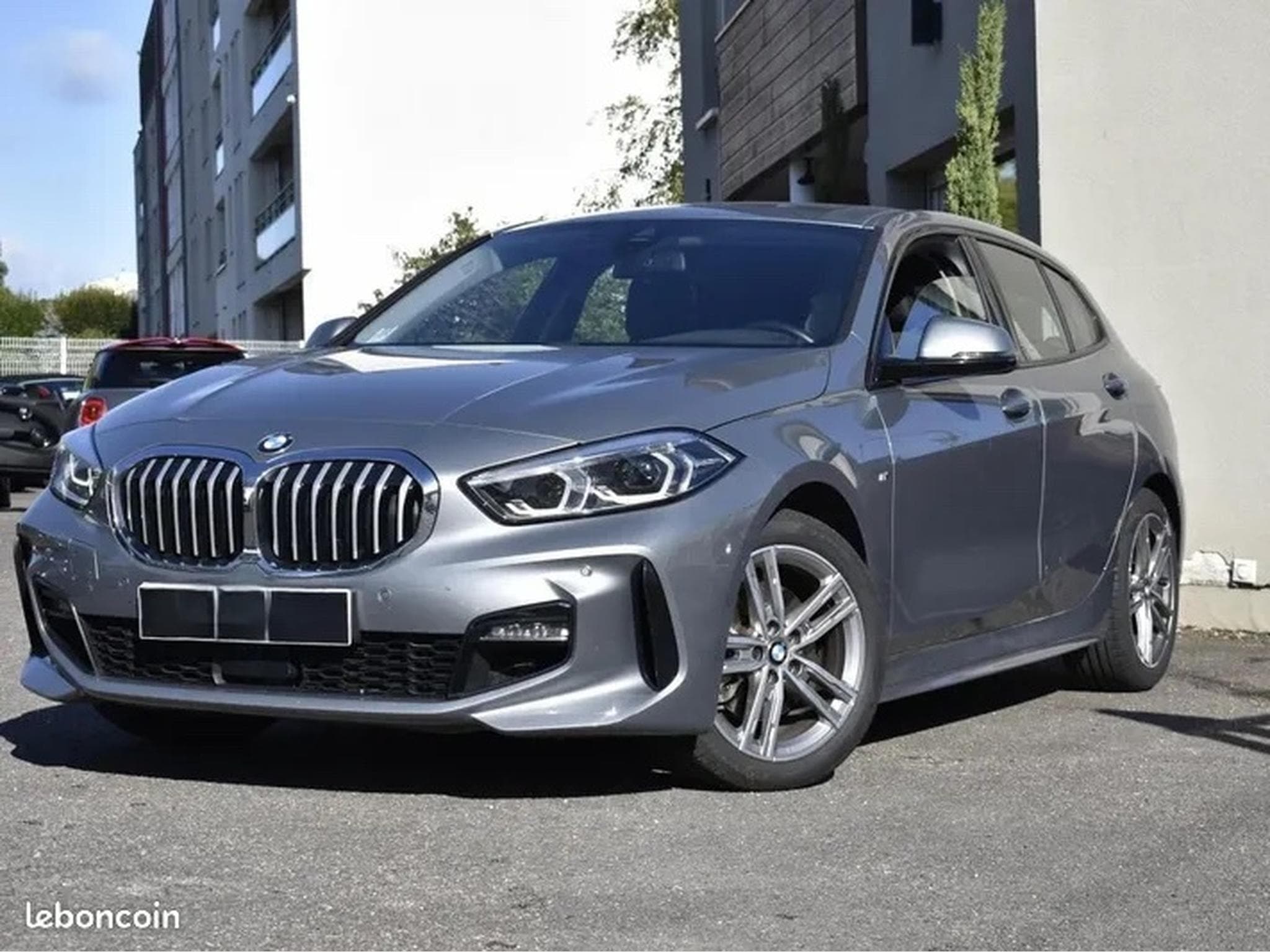 BMW Série 1 116iA 109ch Pack M Sport (2022) - Photo 1