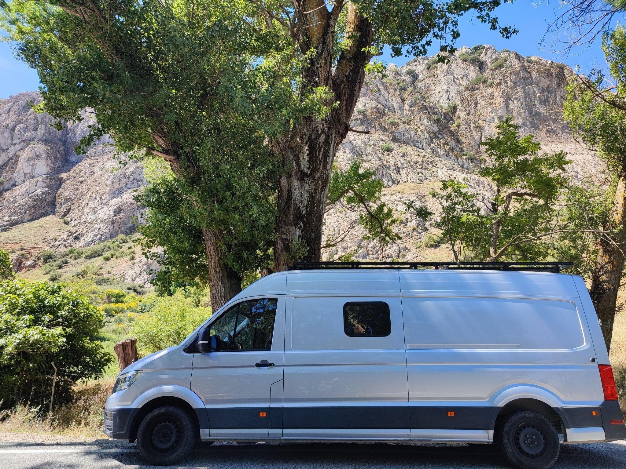 VW Crafter 4x4 Camper, solaire, 12kWh, 150l eau (2020) - Foto 6