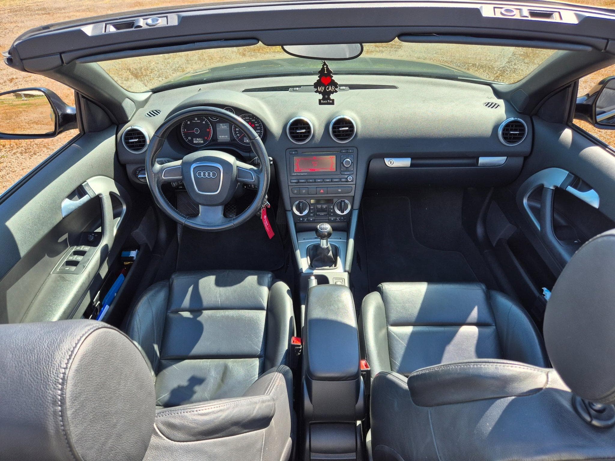 Audi A3 Cabriolet 1.9 TDI (2009) - Photo 3