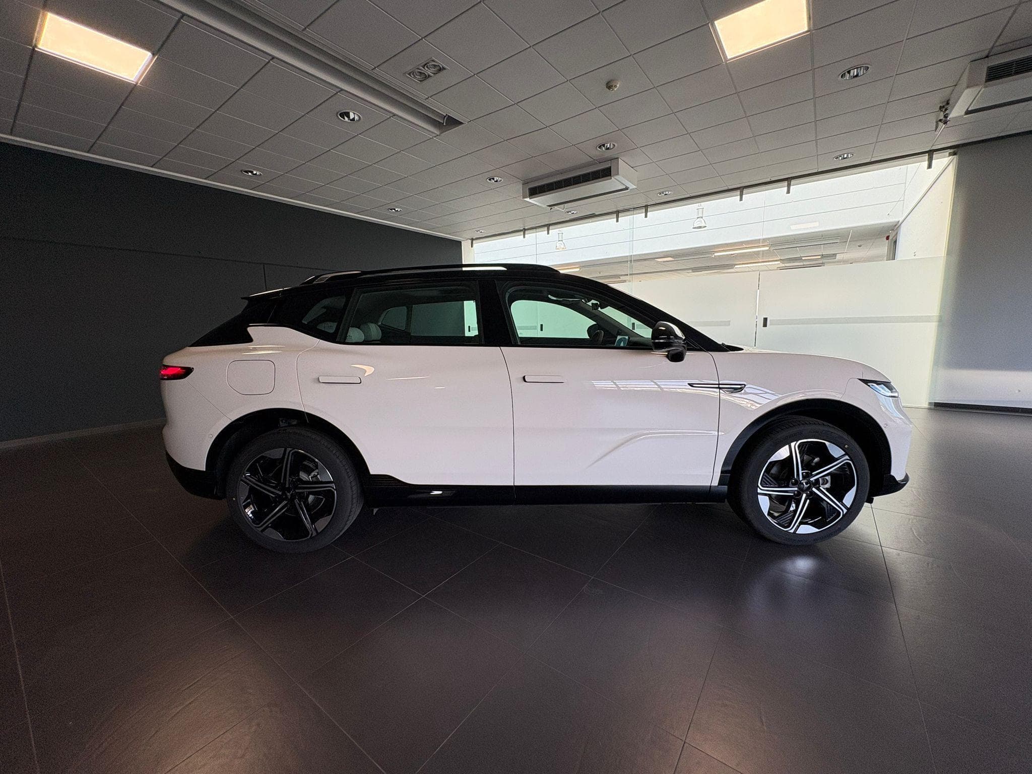 VOYAH CARS Courage ELECTRIQUE FULL OPTION (2026) - Photo 3