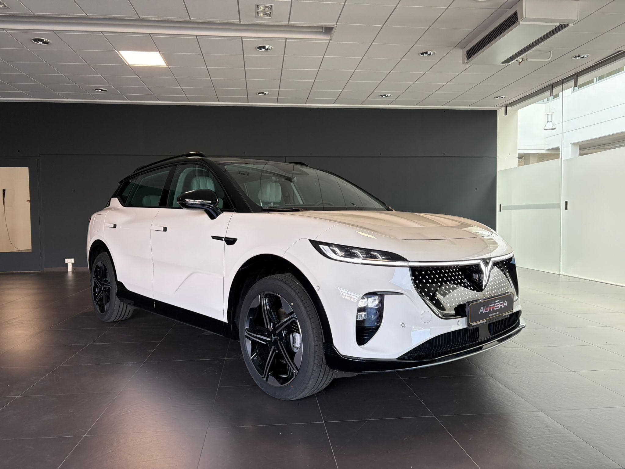 VOYAH CARS Courage ELECTRIQUE FULL OPTION (2026) - Photo 1