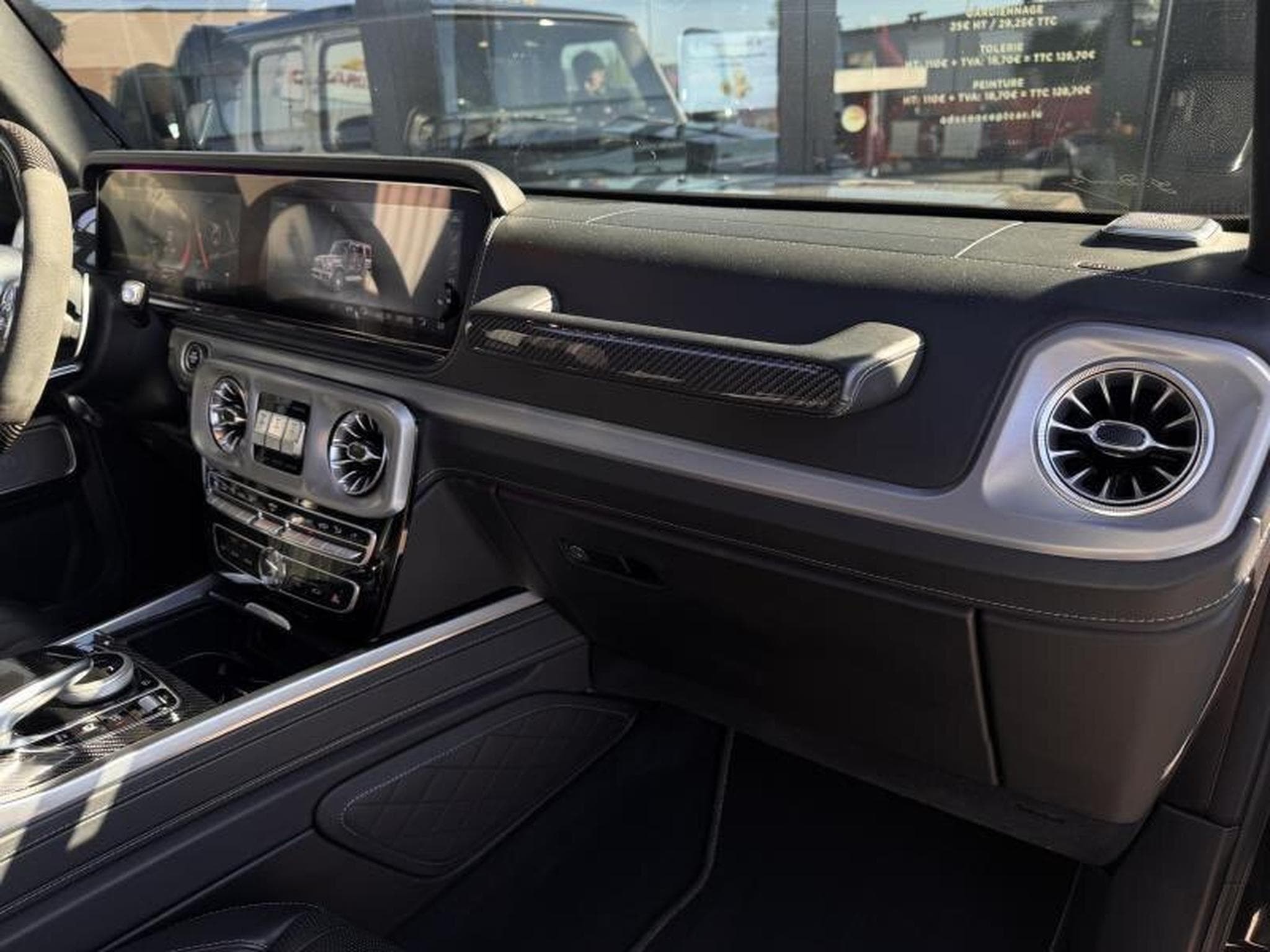 Mercedes G 63 AMG BRABUS 700 4.0L 585CV (2024) - Foto 9