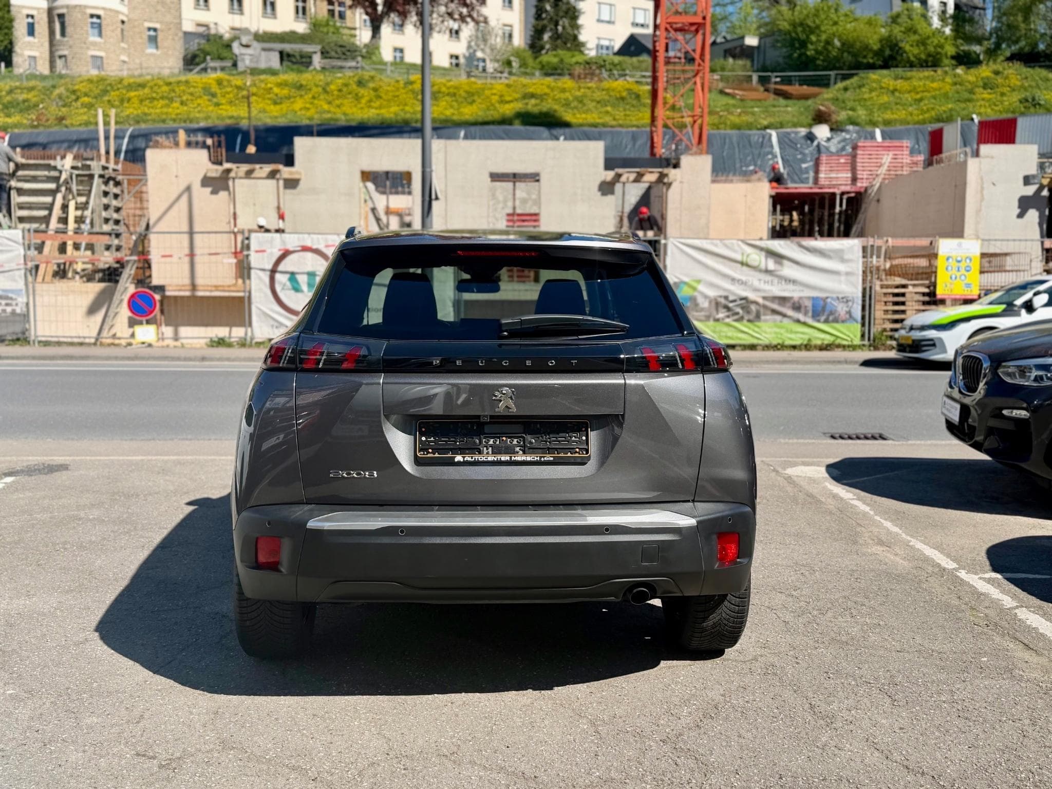 Peugeot 2008 1.2 PureTech 100 Allure (2022) - Foto 5