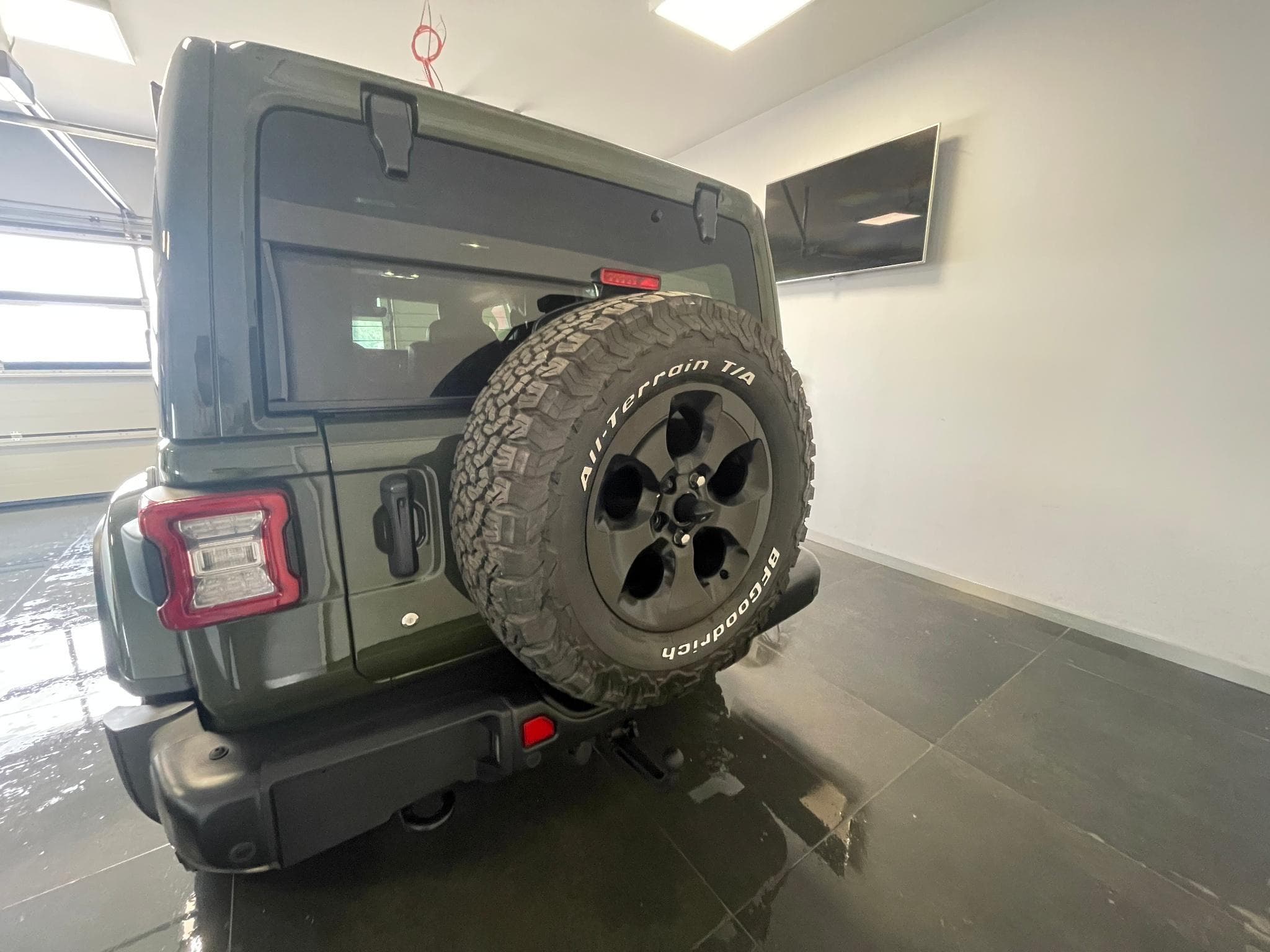 Jeep Wrangler Overland (2022) - Photo 5