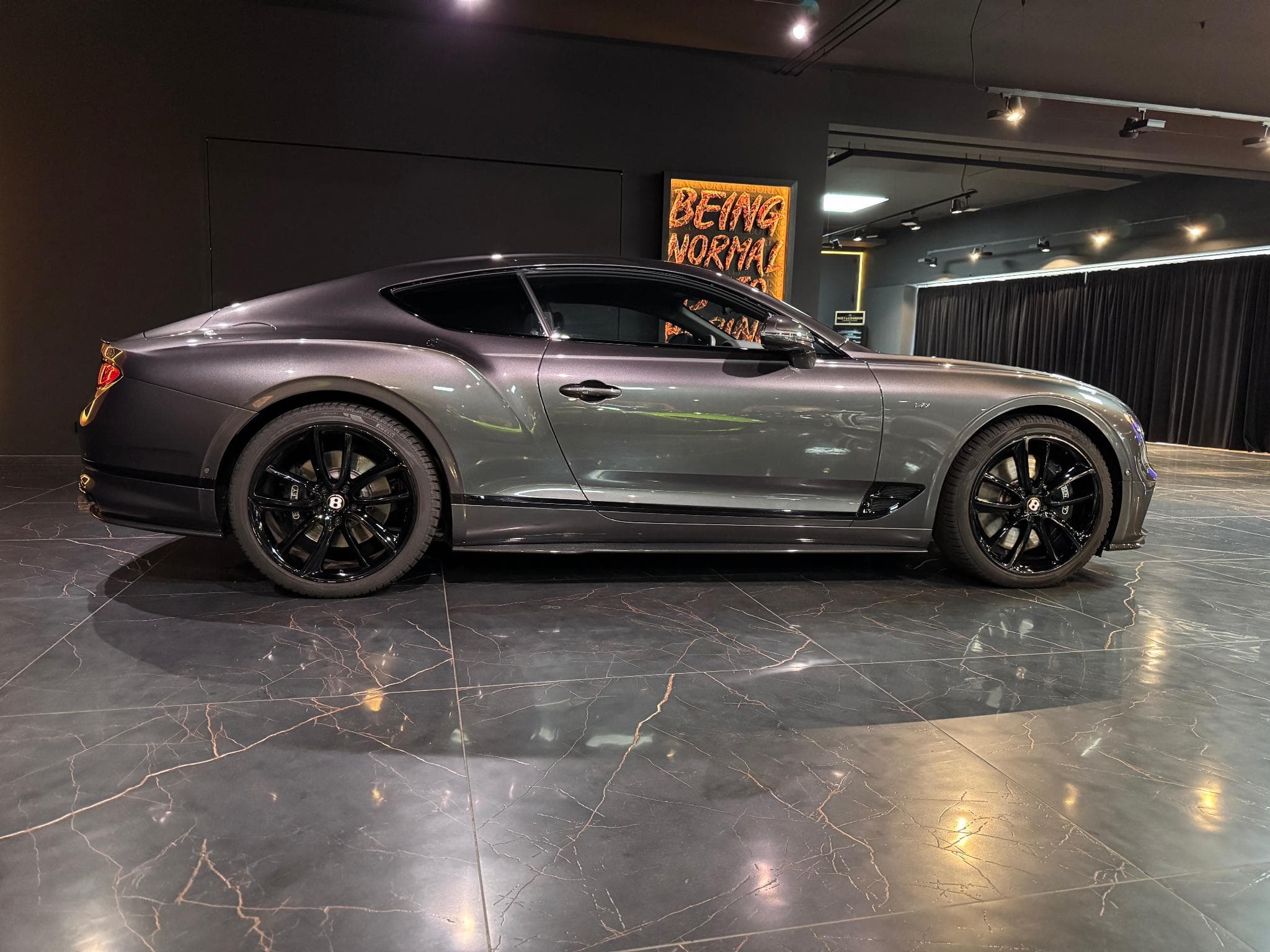 Bentley Continental GT V8 Mulliner (2020) - Photo 2